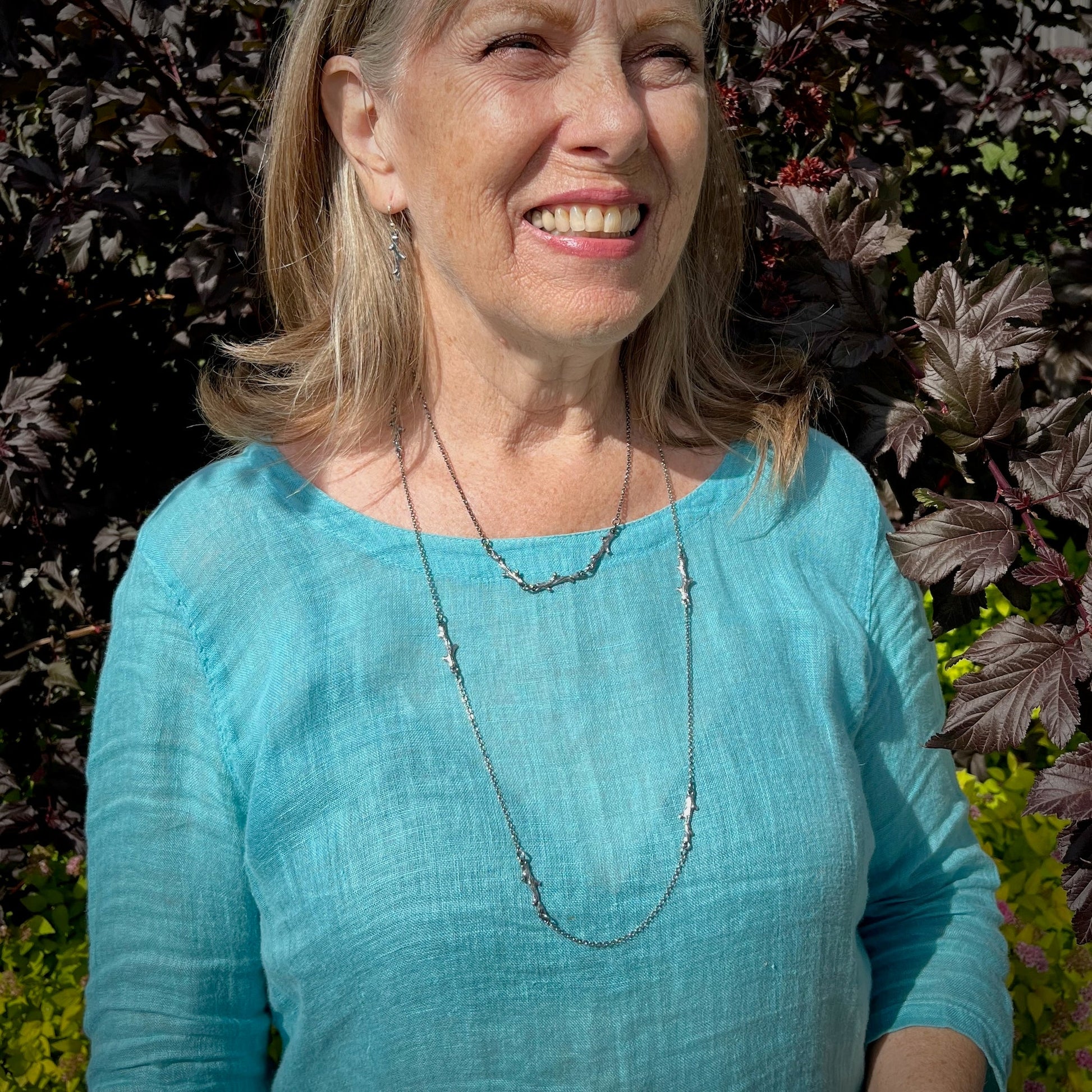 Collier chaîne Silver Twigs Station • Long collier léger à superposer de 30 pouces inspiré de la nature avec des brindilles