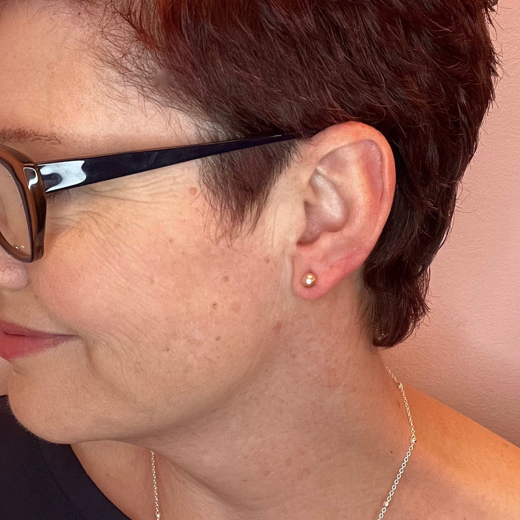 Clous d'oreilles en perles simples • Perles d'eau douce roses et argent sterling