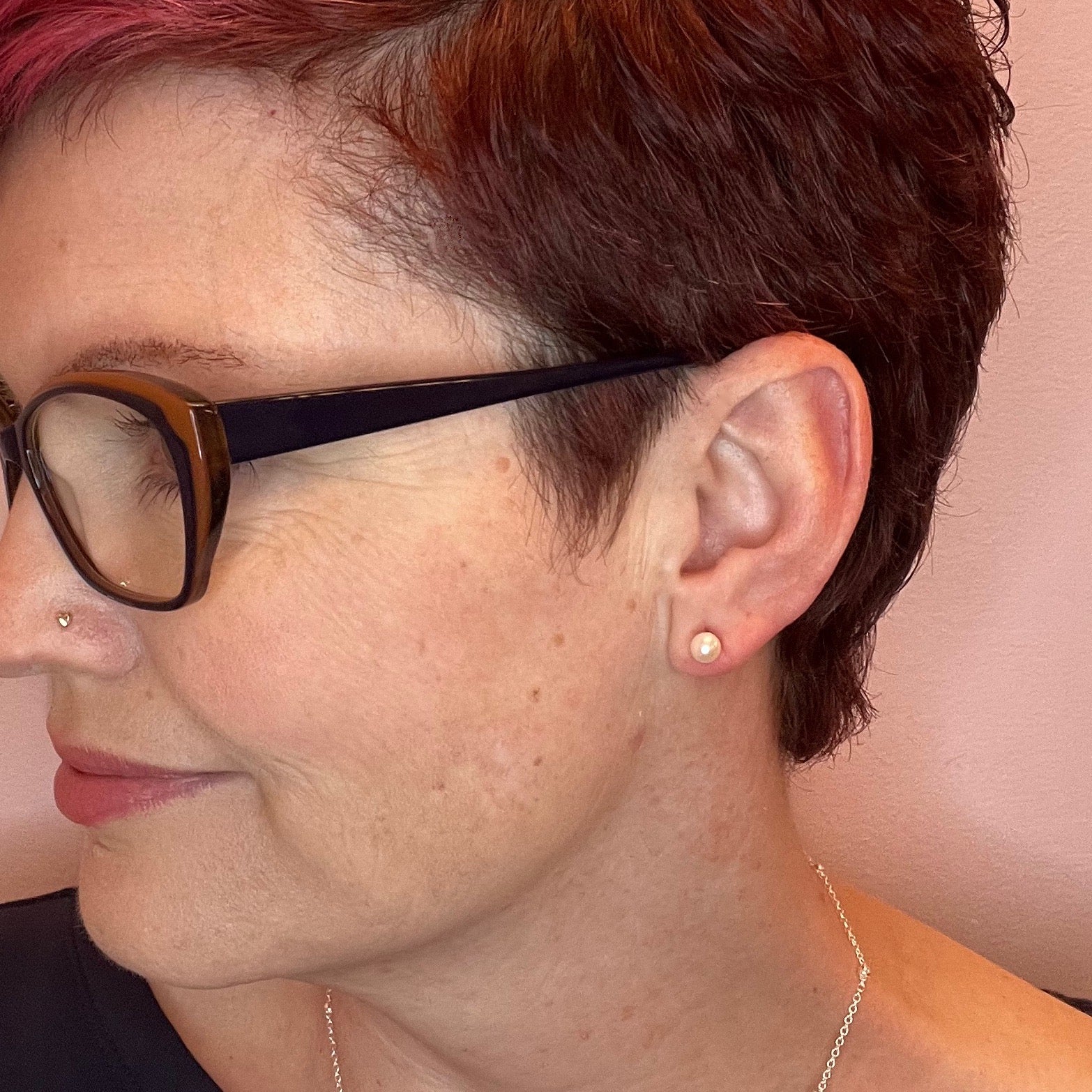 Clous d'oreilles en perles simples • Perles d'eau douce blanches et argent sterling