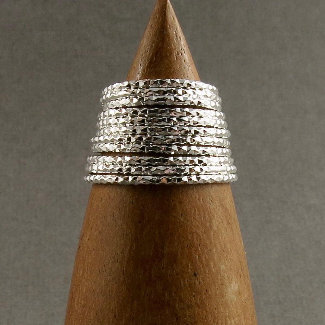 Bague empilable scintillante • Argent sterling