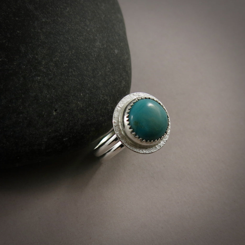 Bague halo turquoise tibétaine • Argent sterling • Taille 7,5 • Collection Turquoise Bliss