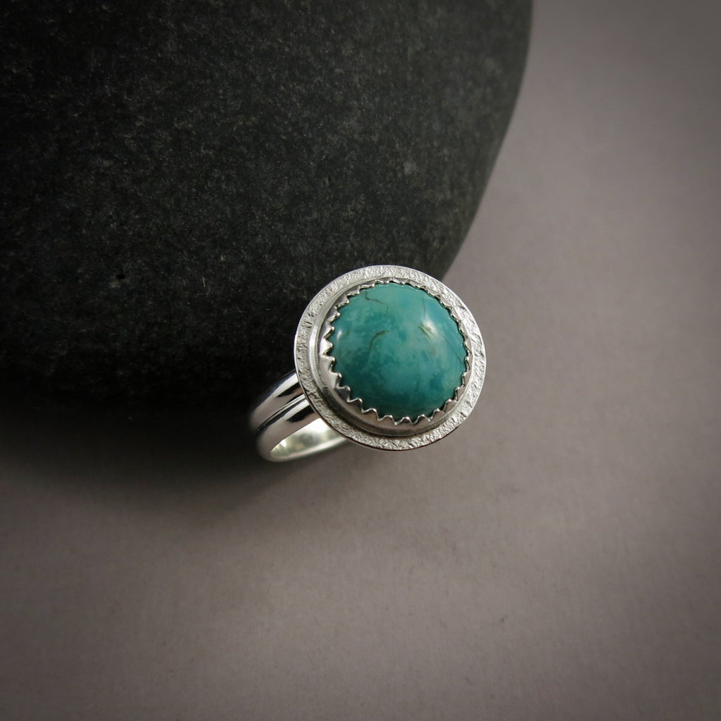 Bague halo turquoise tibétaine • Argent sterling • Taille 6,5 • Collection Turquoise Bliss