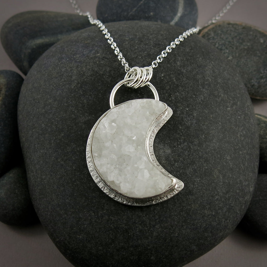 Collier Dreamer • Collier croissant de lune druzy blanc en argent sterling