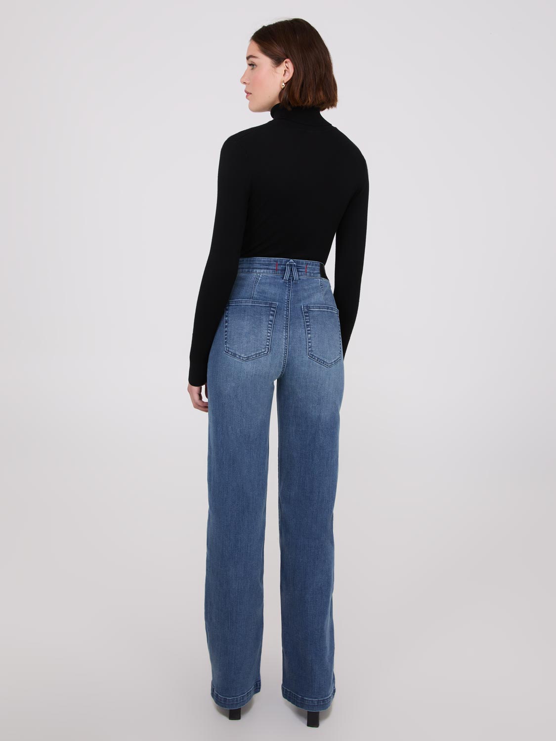 Jean large à coutures avant