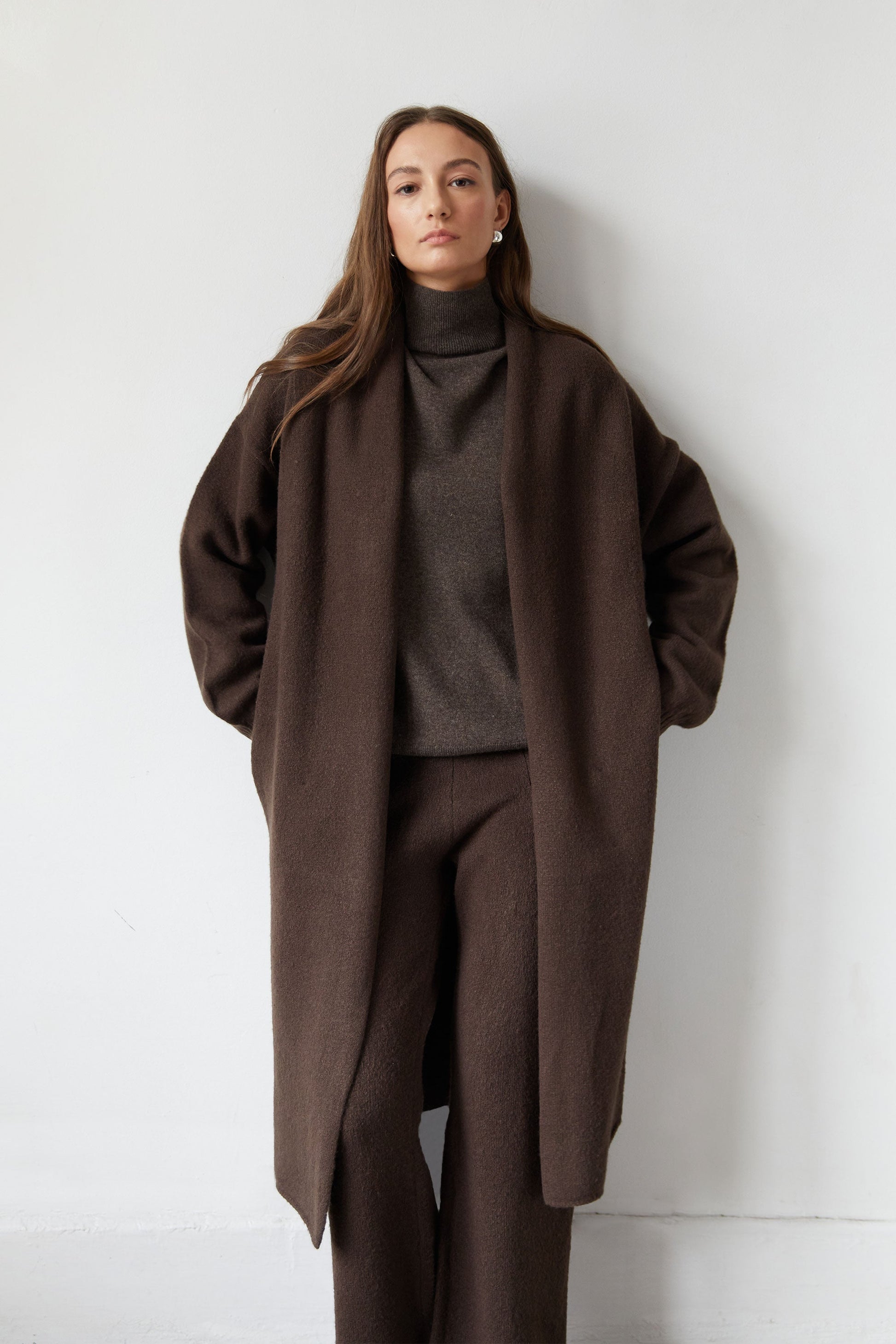 CARDIGAN LONG ET CONFORTABLE, OUVERT SUR LE DEVANT