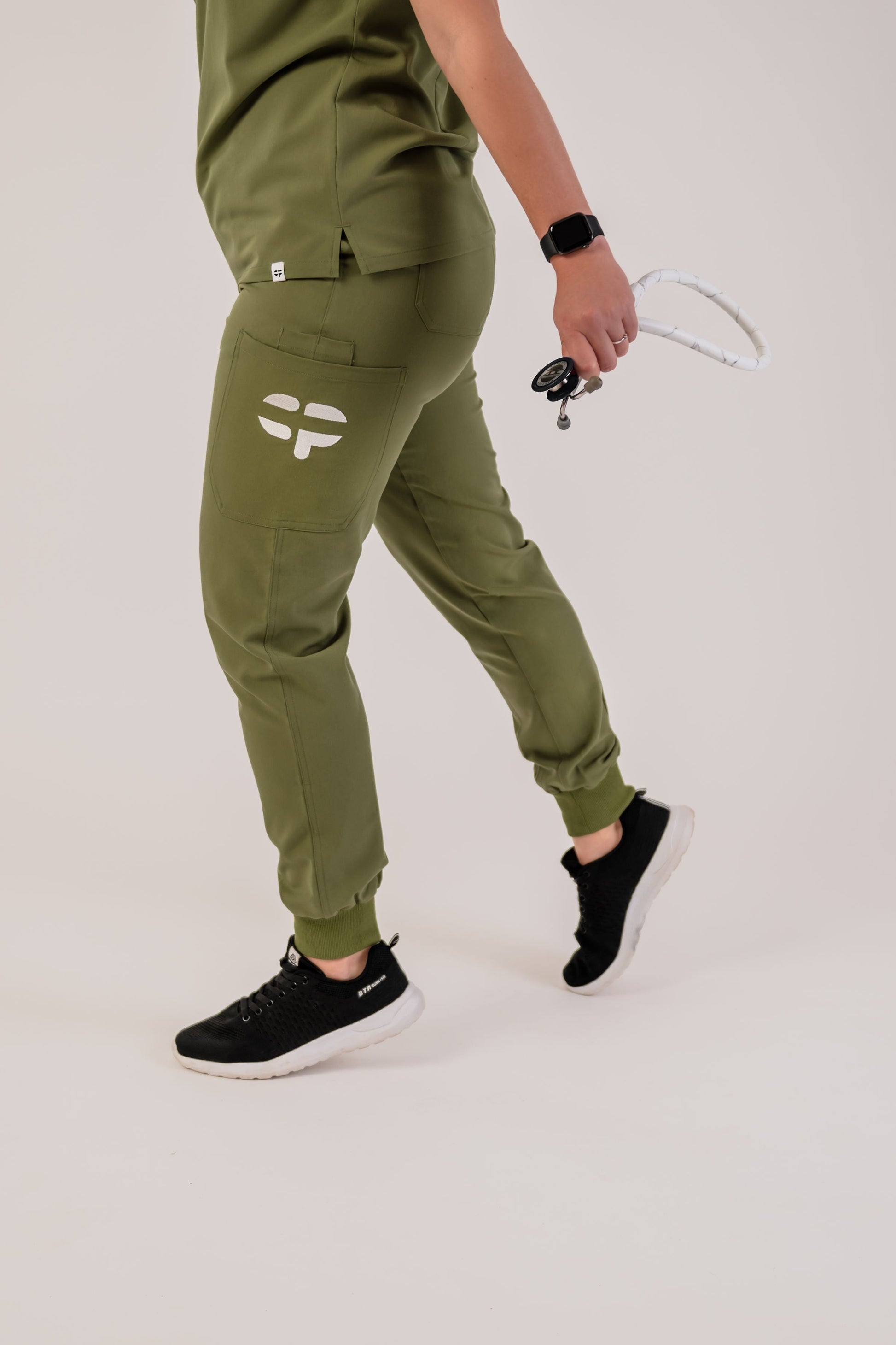 Paméla - Jogger Uniform Pants