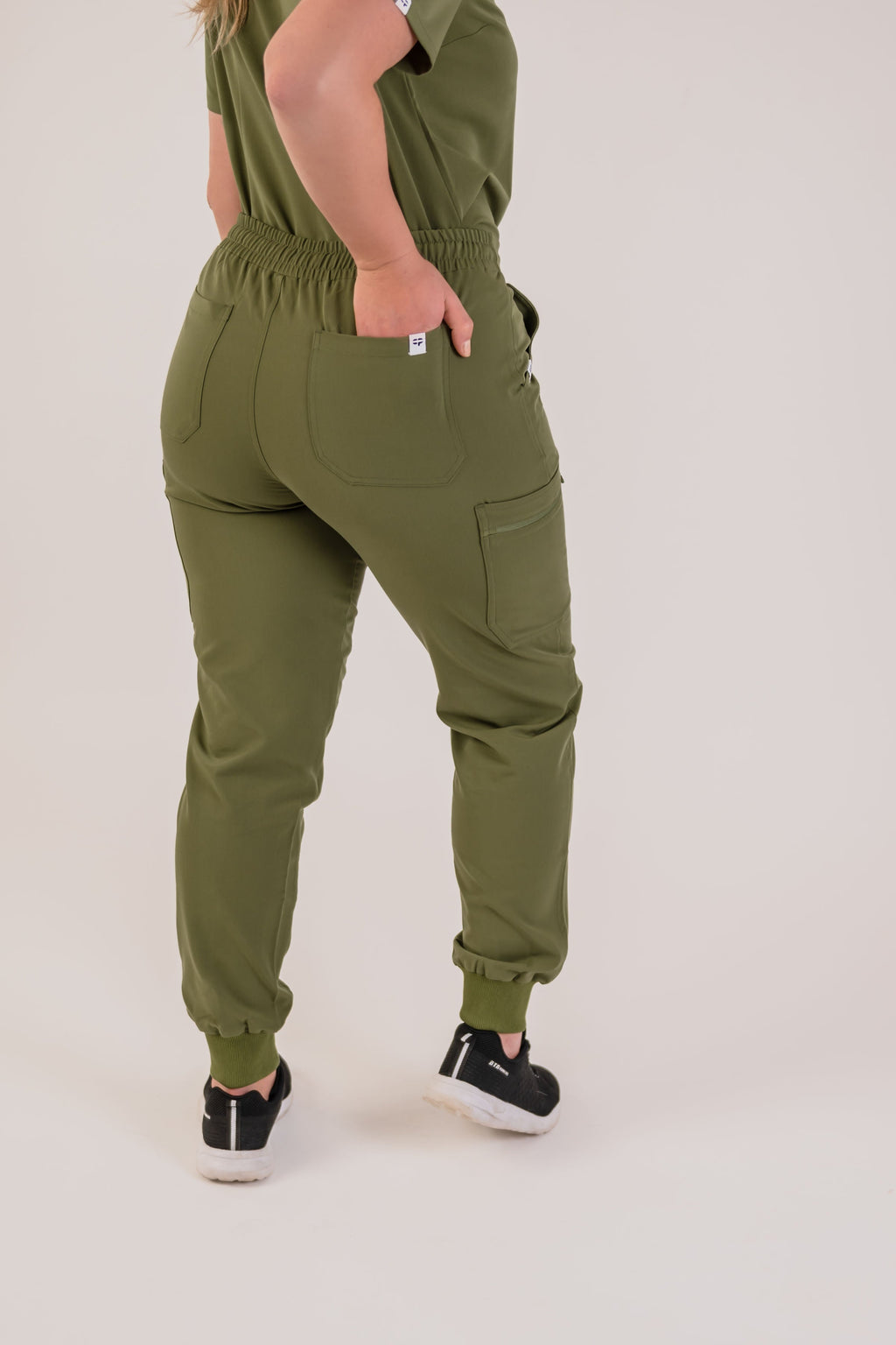 Paméla - Jogger Uniform Pants