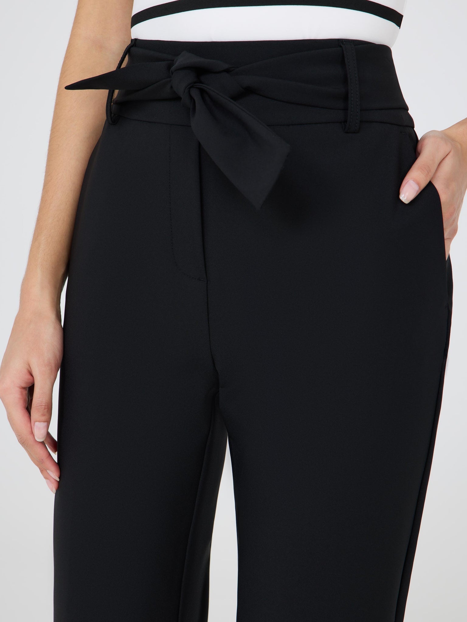 Pantalon slim avec ceinture