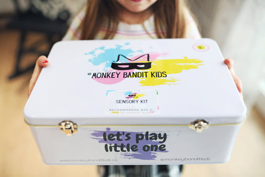 Imagine-tin sensory play kit