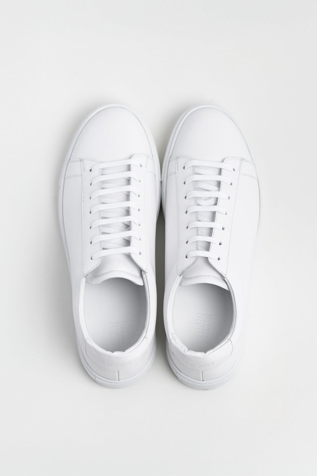 Off White Calfskin Città Sneaker