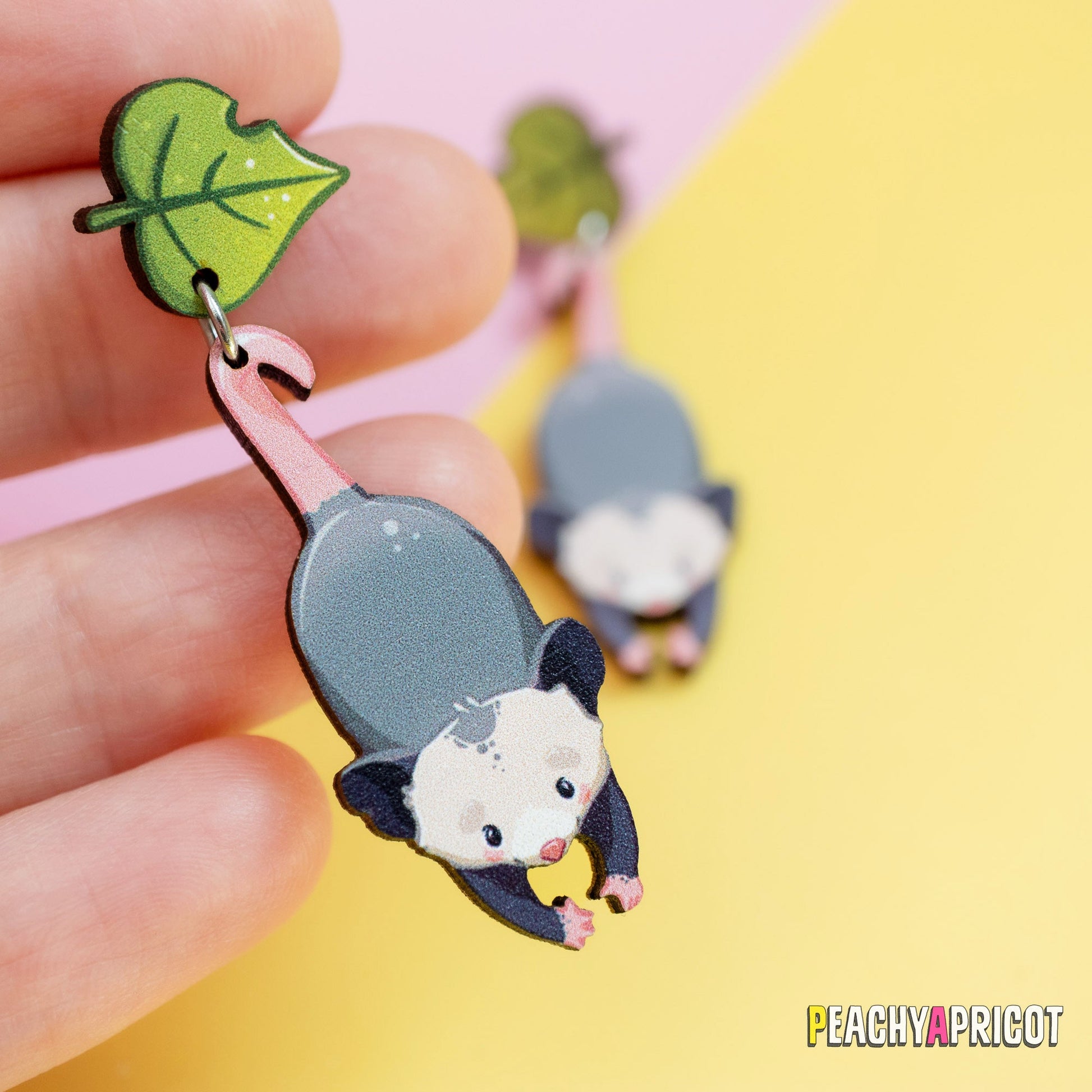 Boucles d'oreilles pendantes Opossum