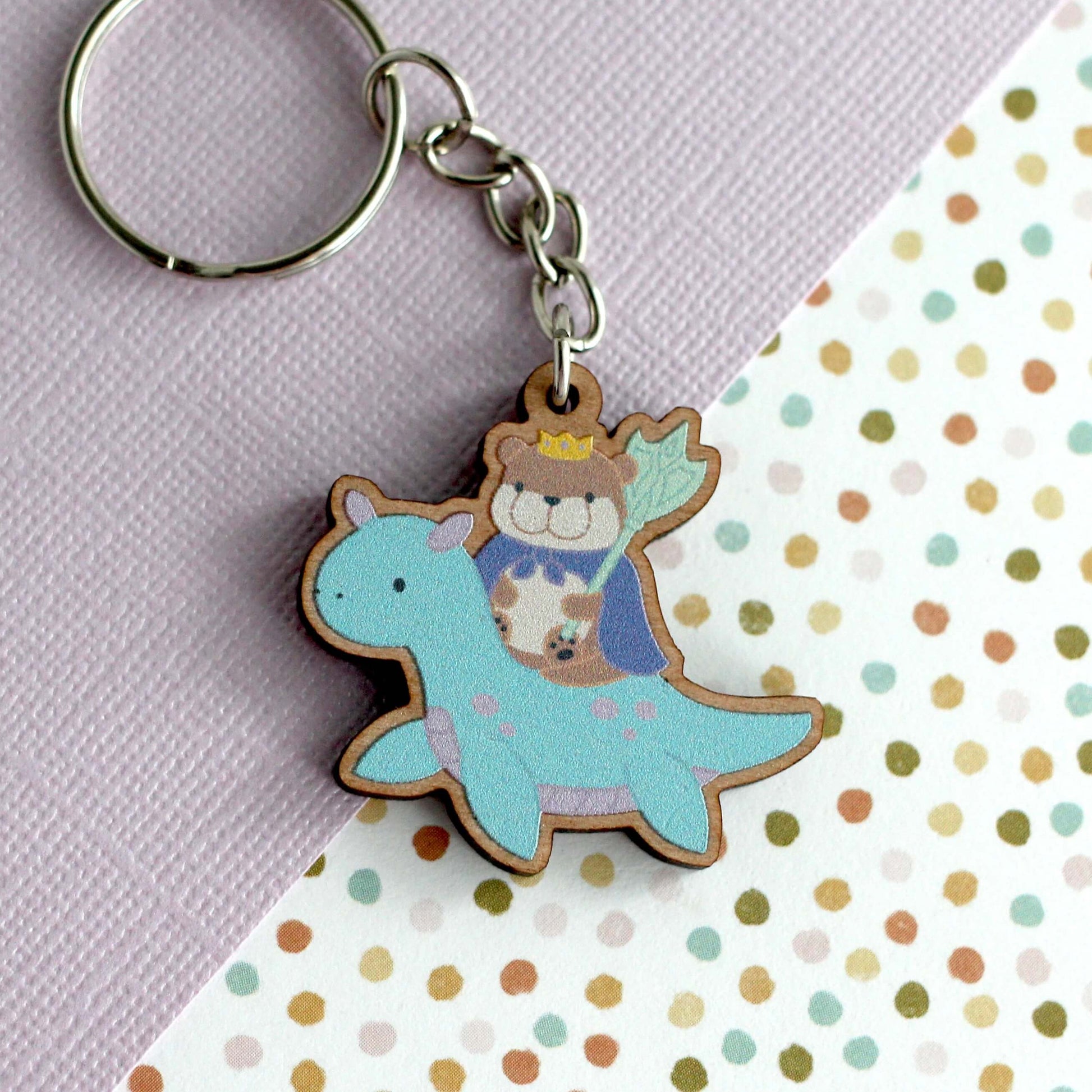 Porte-clés en bois Otter King chevauchant un dragon des mers