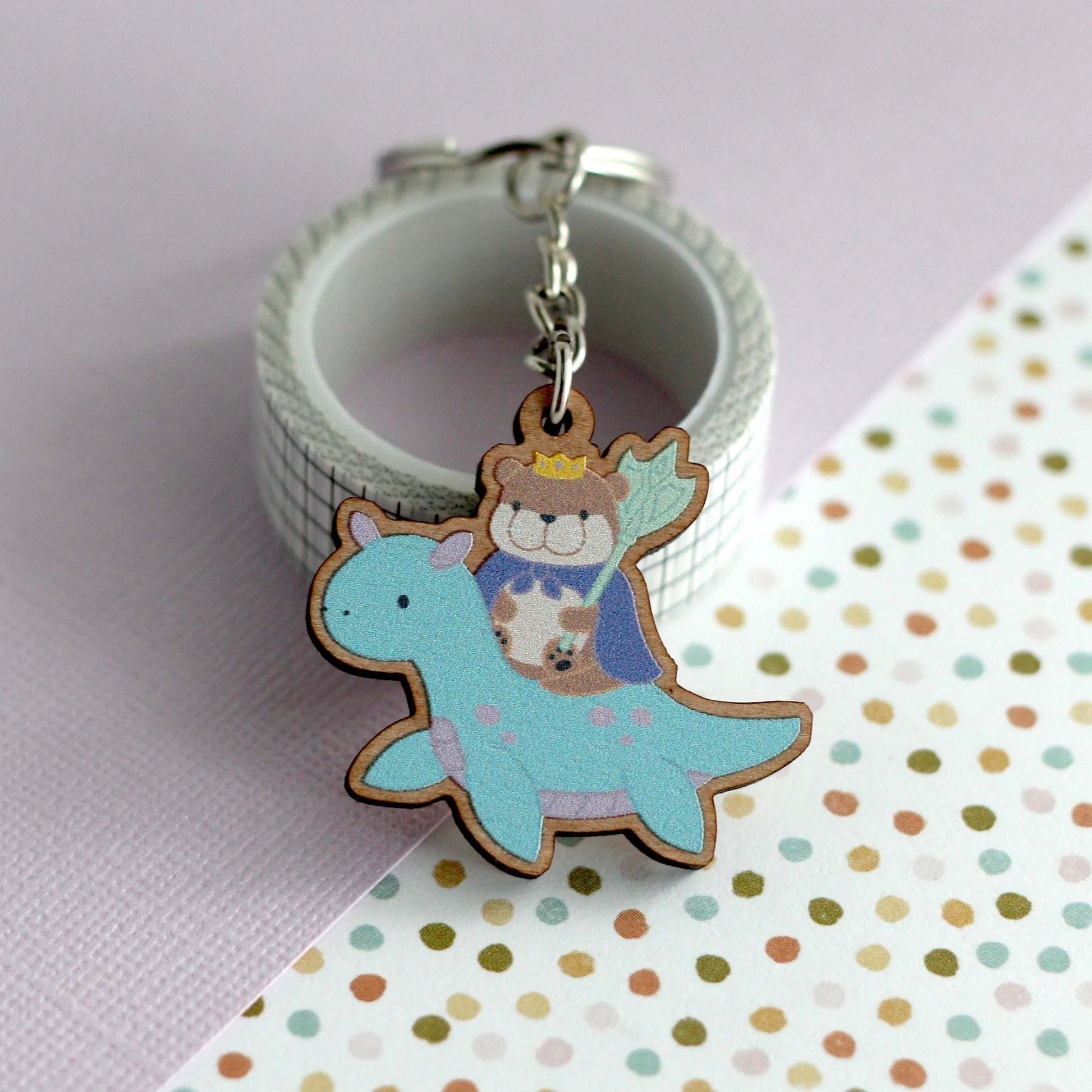 Porte-clés en bois Otter King chevauchant un dragon des mers