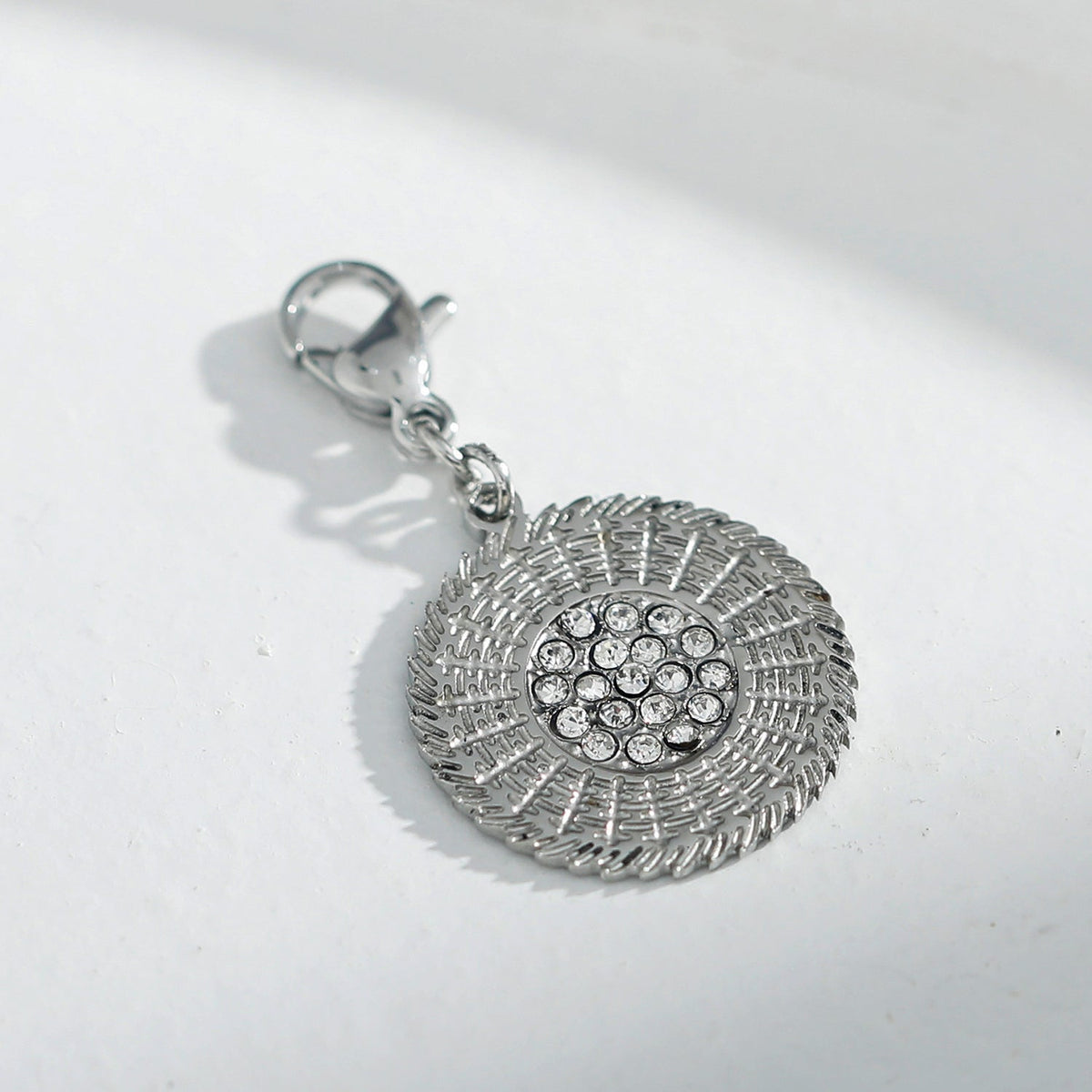 AVERY Charm Necklace Silver