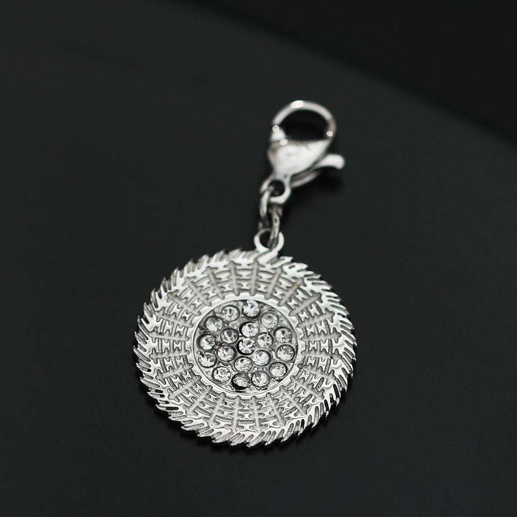 AVERY Charm Necklace Silver