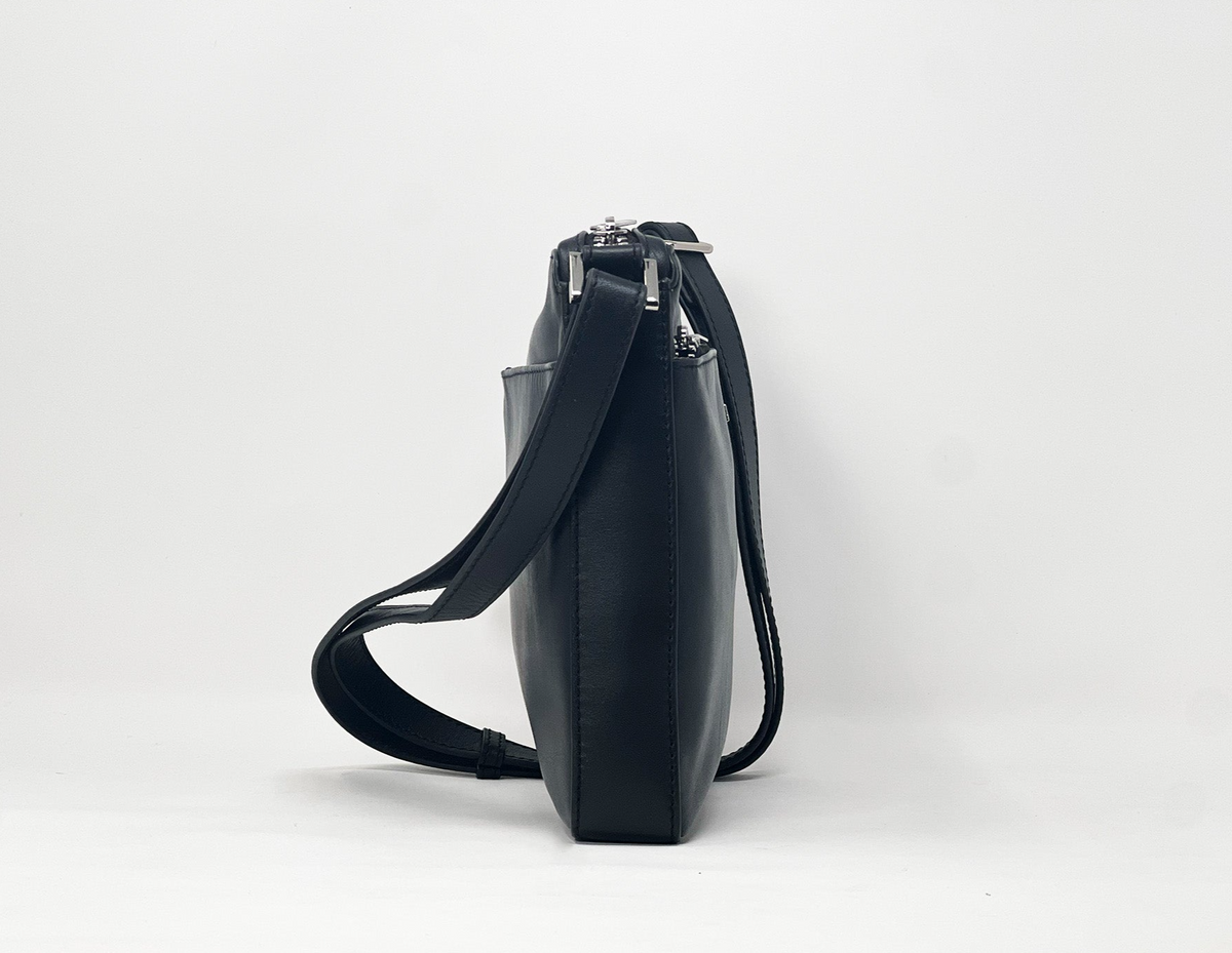 Black Leather Shoulder Bag | Gisèle Petit - PREORDER