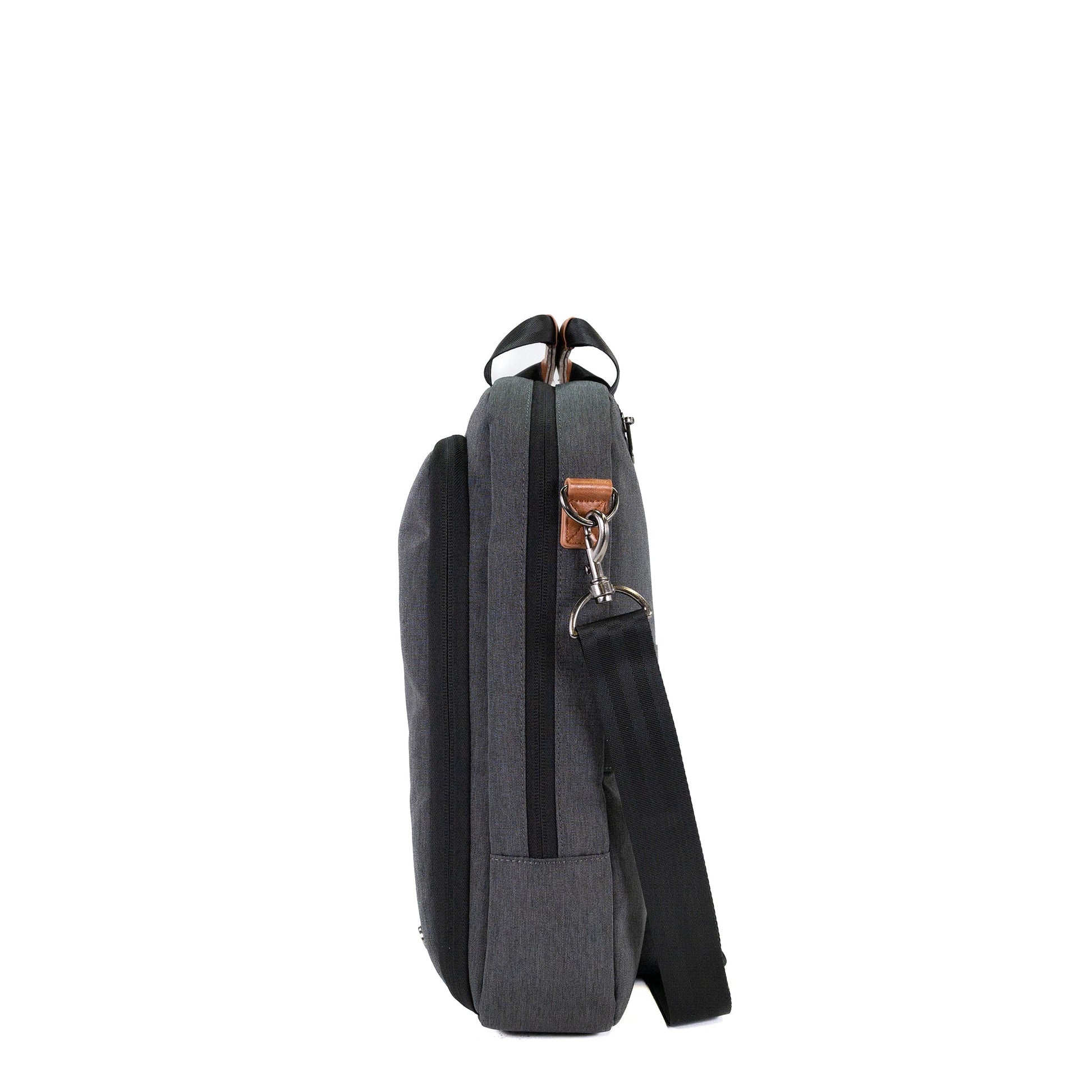 PKG Riverdale 11L Messenger bag