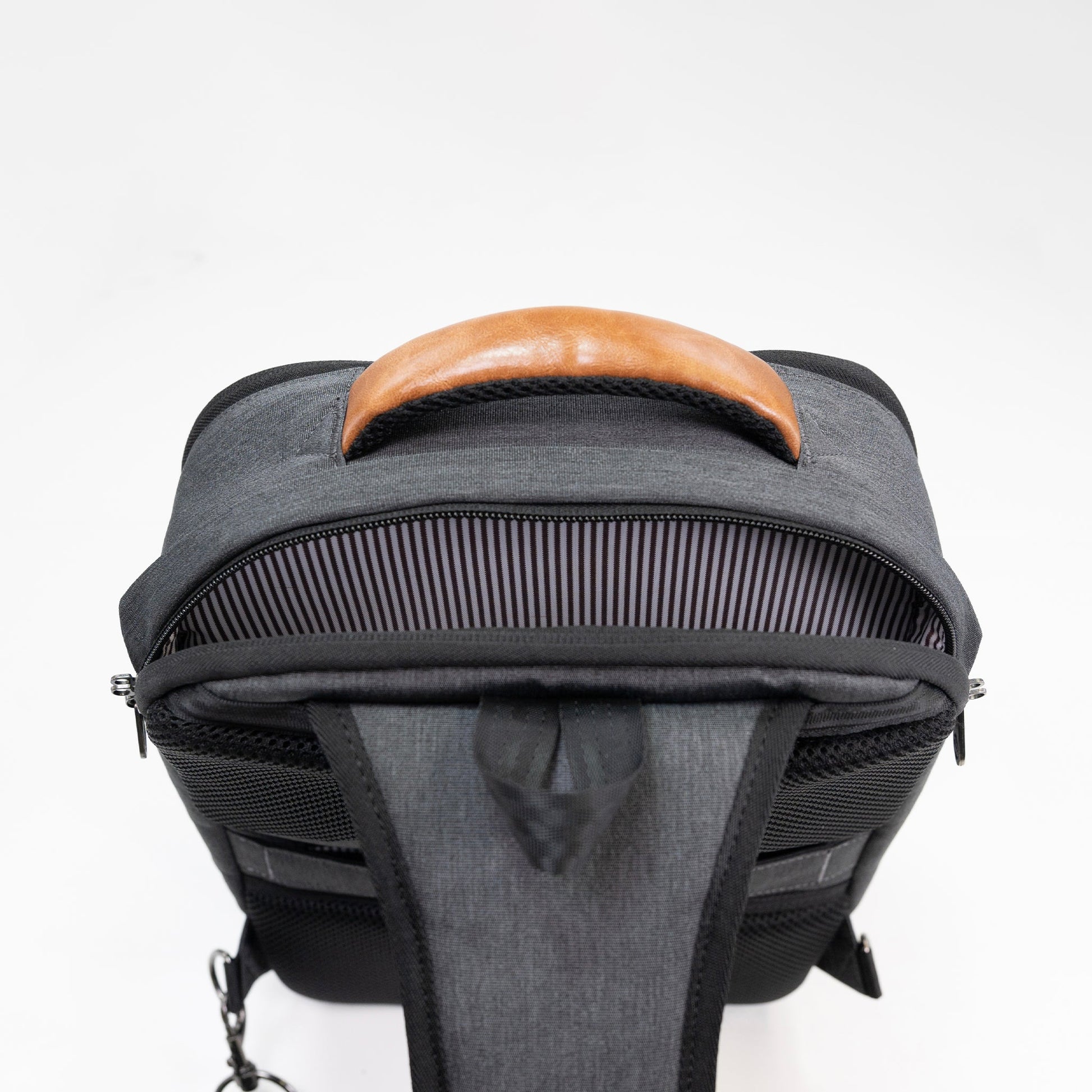 PKG Robson 12L Cross-body | Laptop bag