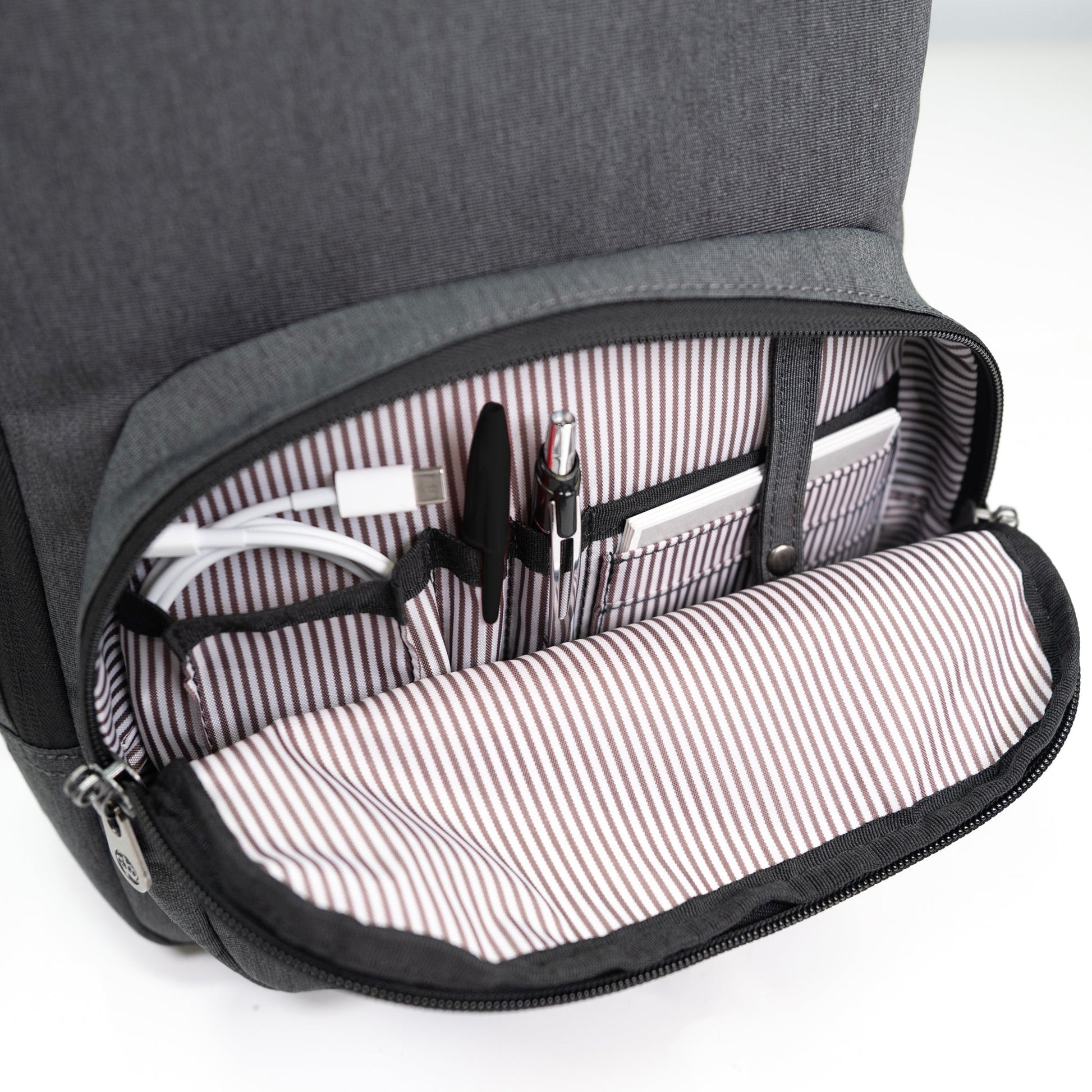 PKG Robson 12L Cross-body | Laptop bag