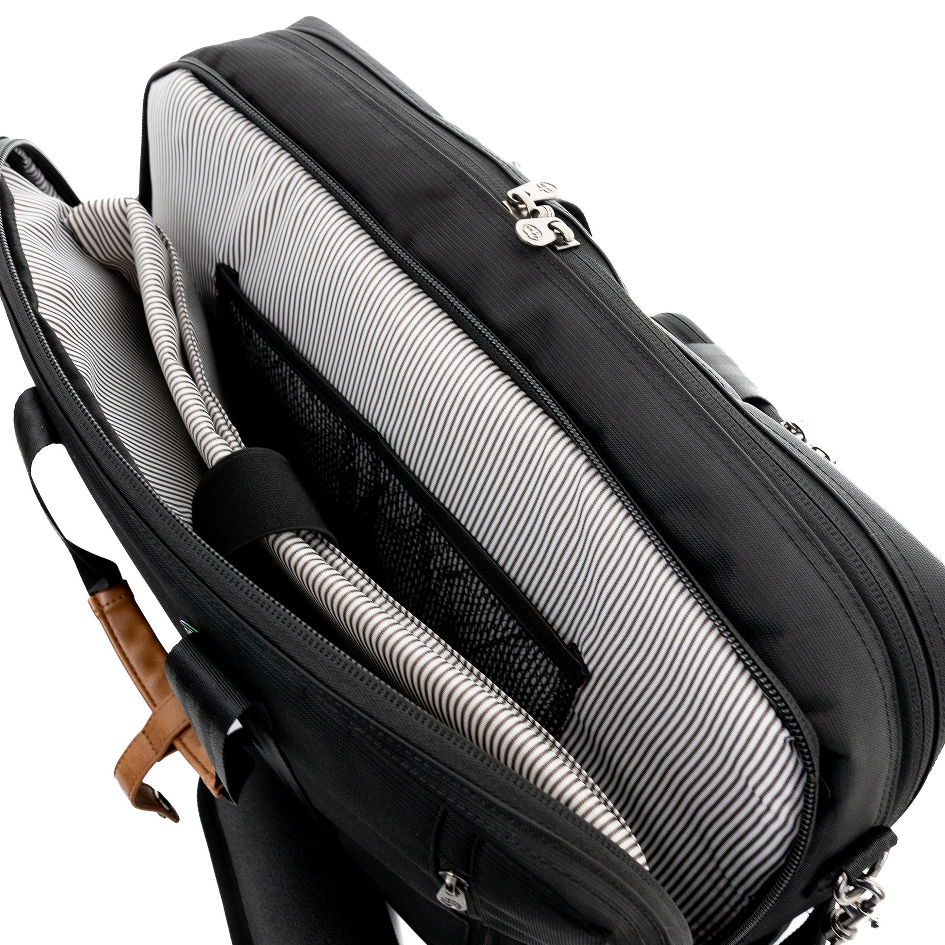 PKG Trenton 31L District Messenger | Backpack