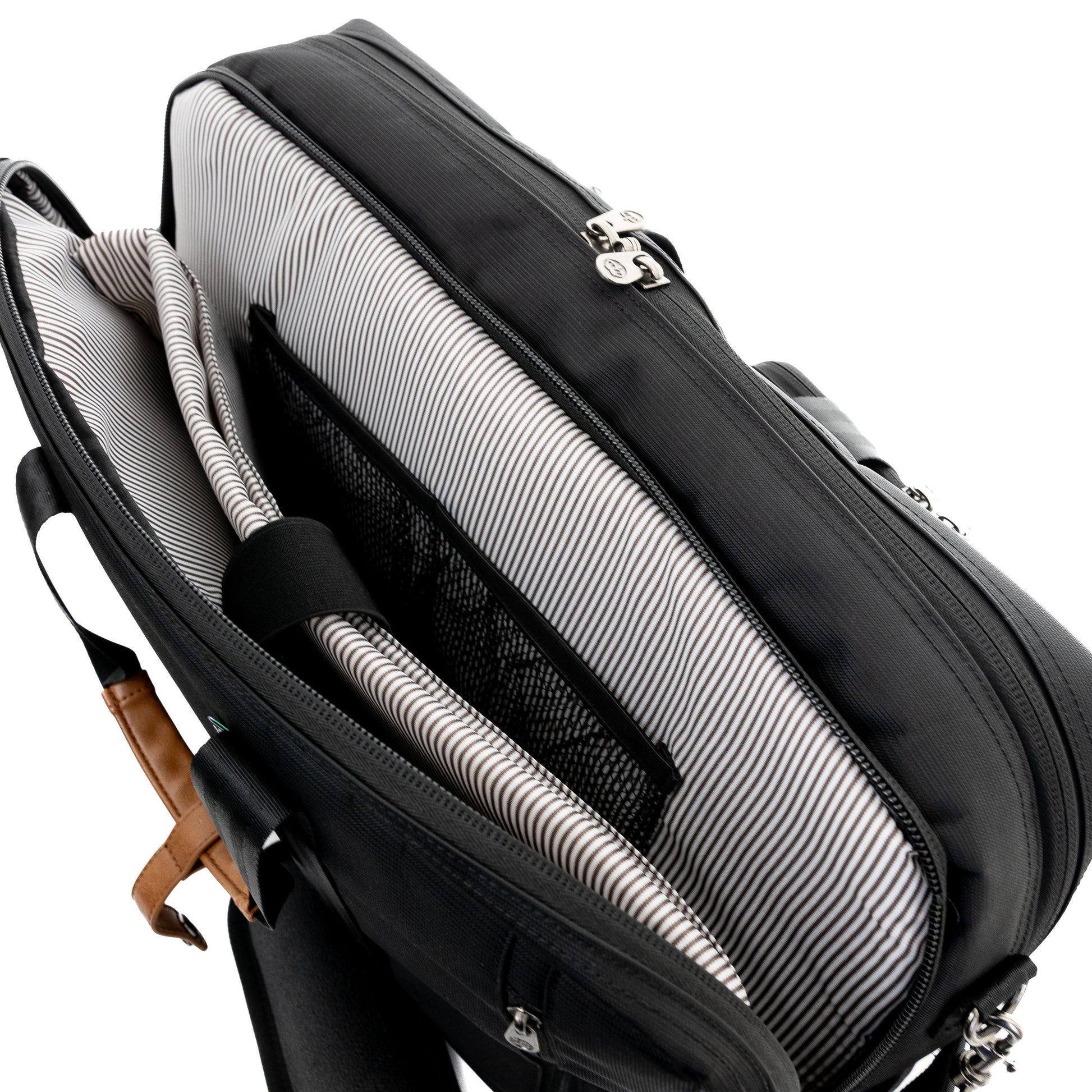 PKG Trenton 31L District Messenger | Backpack