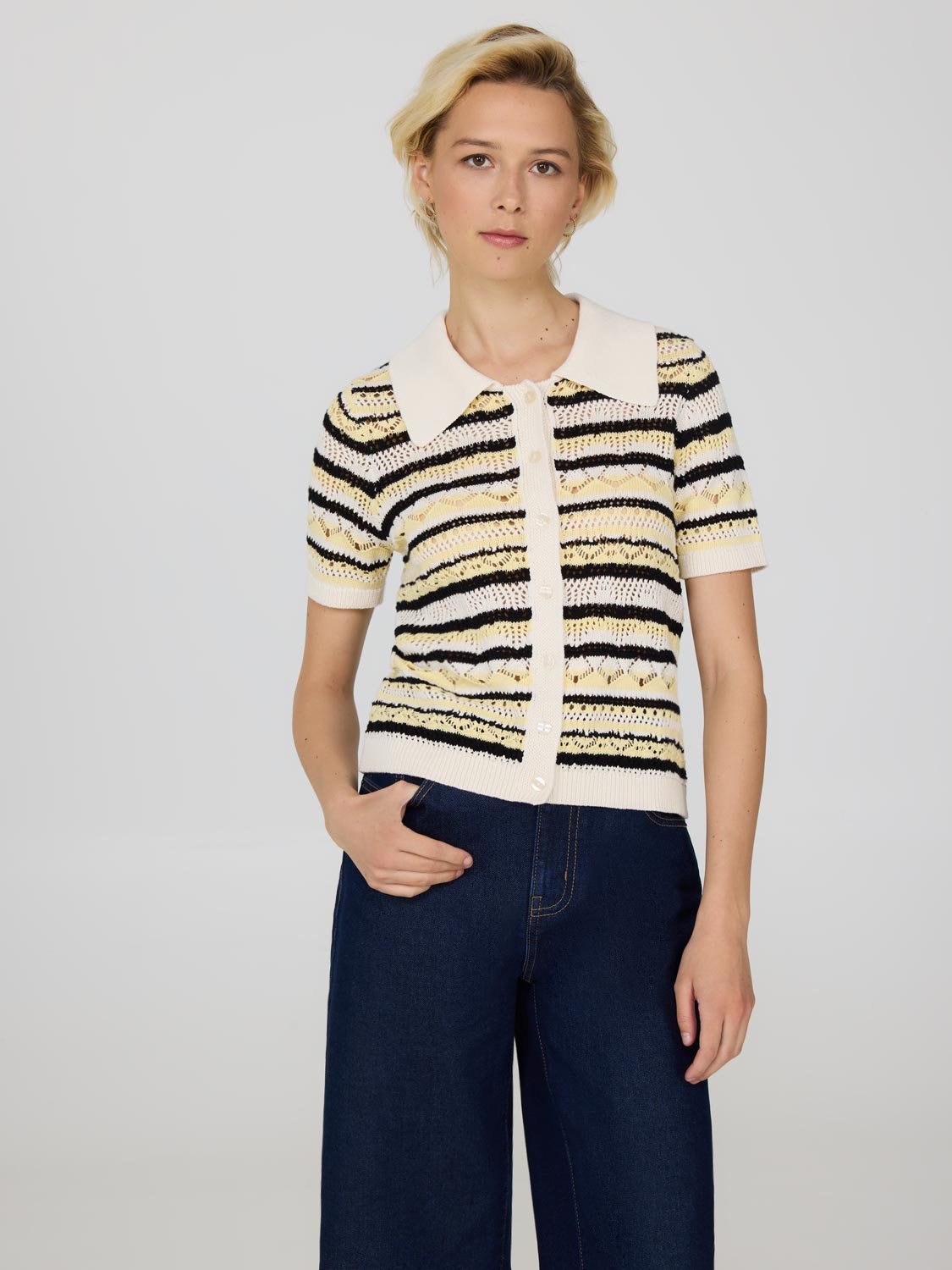 Haut boutonné en crochet rayé