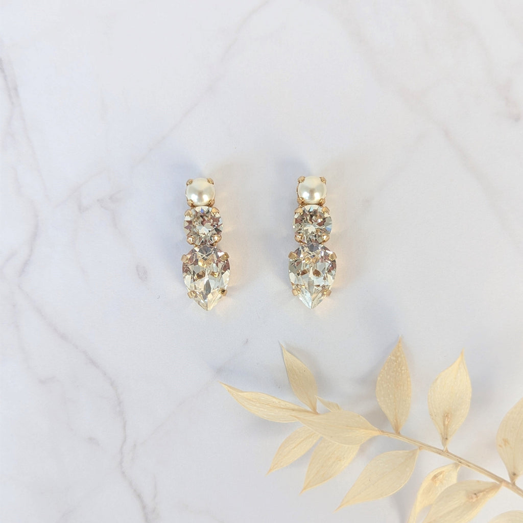 BRAEDYN Pearl Crystal Stud Bridal Earrings