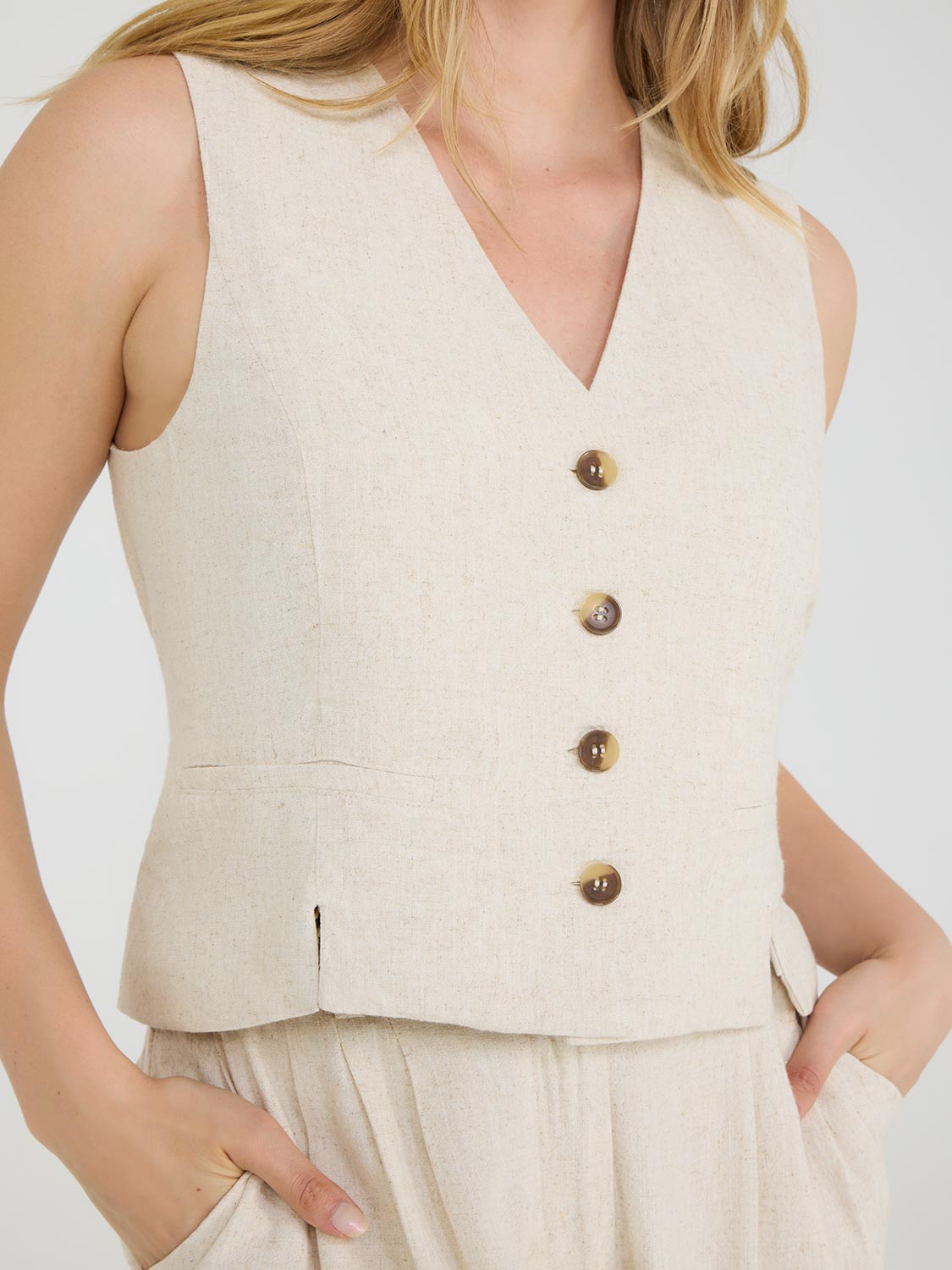 Gilet en lin boutonné