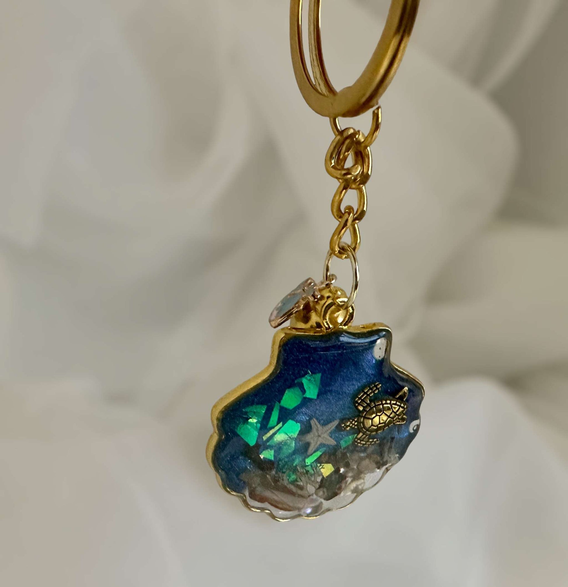 Ocean-Inspired Resin Keychain: Carry a Piece of the Sea with You