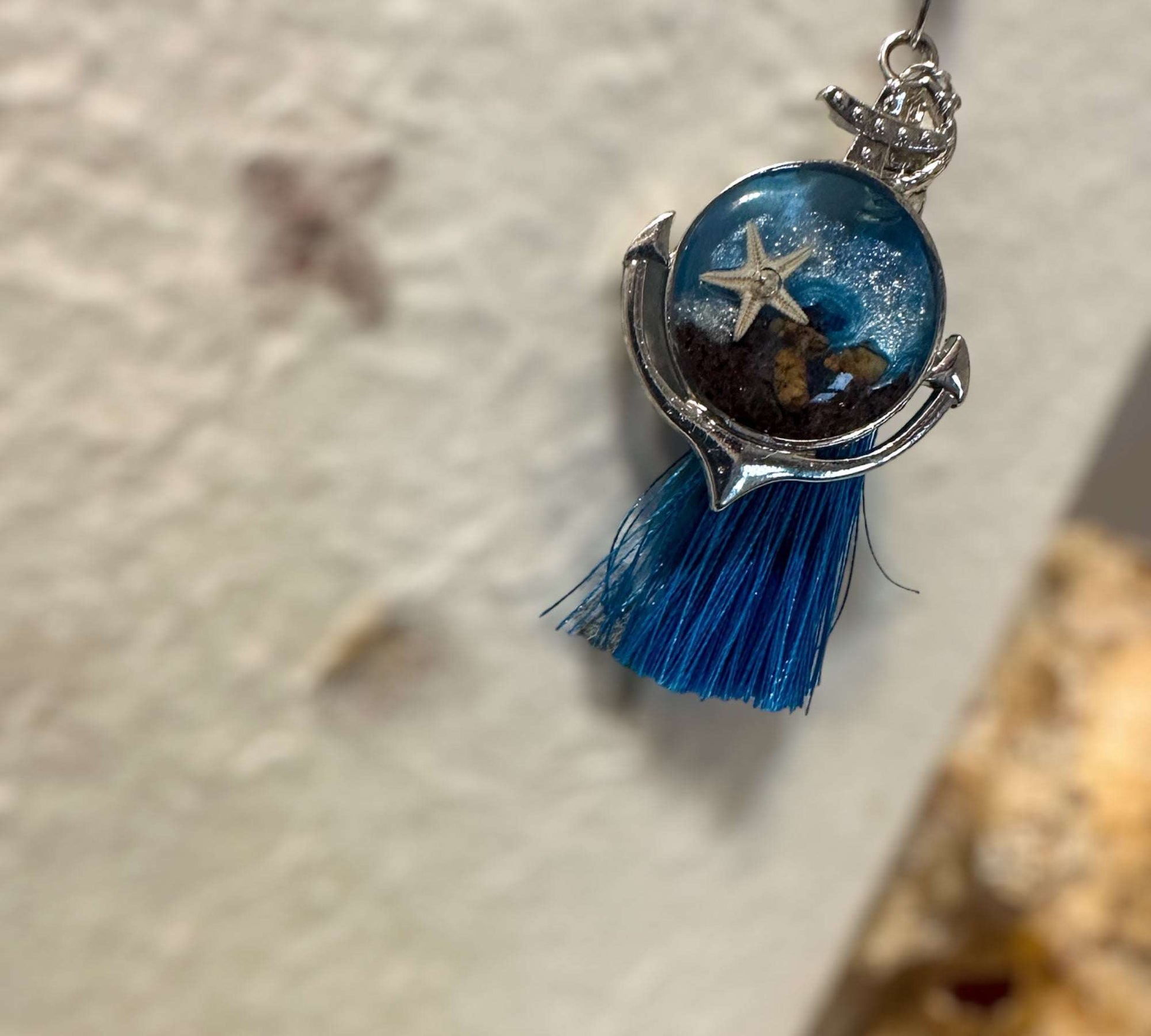 Oceanic Treasures: Handcrafted Resin Bookmarks with Real Sand & Seashells