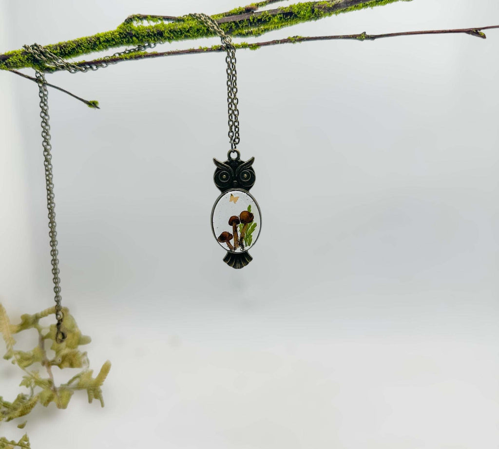 Enchanting Owl Mushroom Forest Pendant - Dried Ferns and Mushrooms