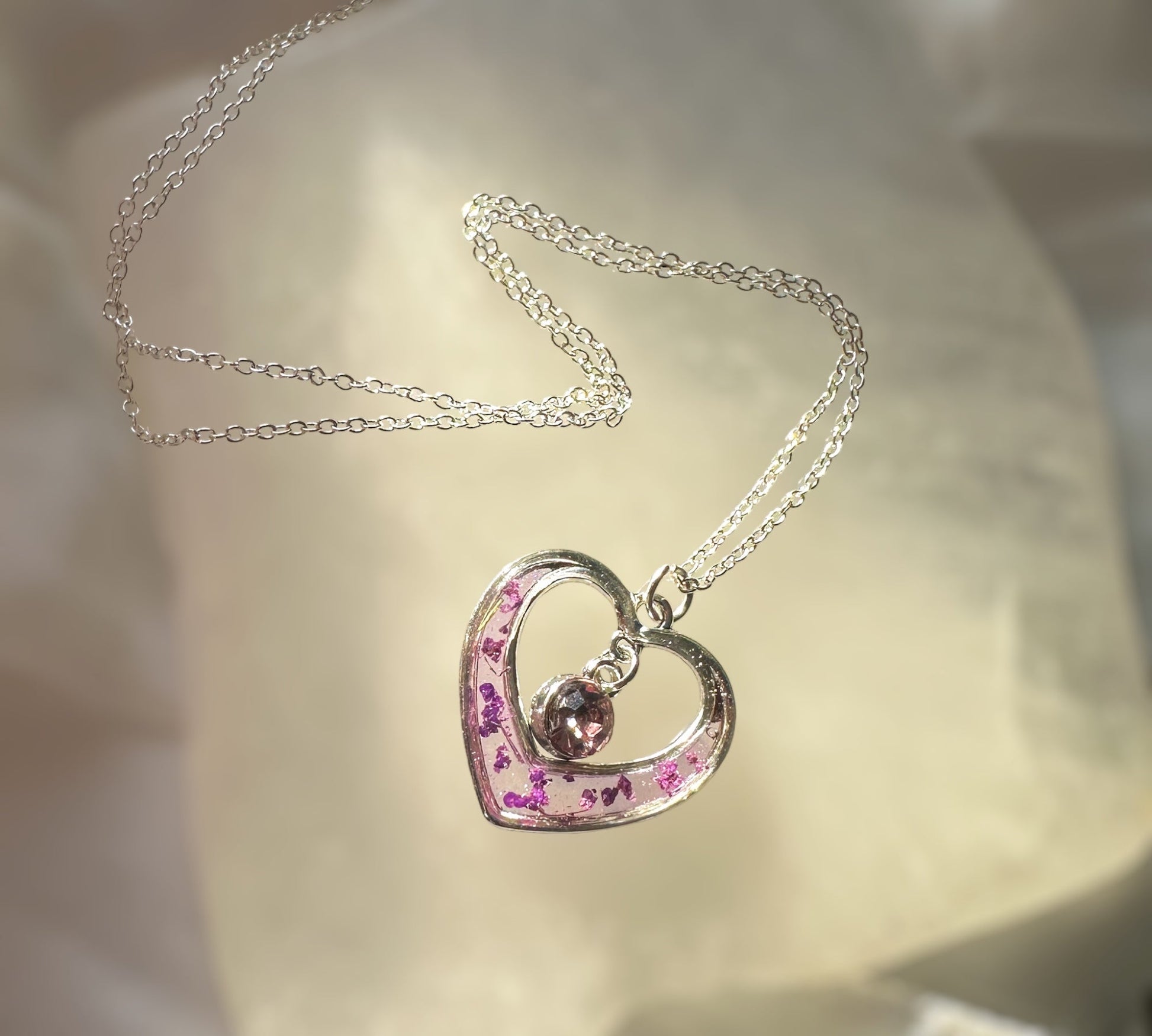 Blooming Hearts: Pressed Flower Red & Purple Petal Heart Pendant