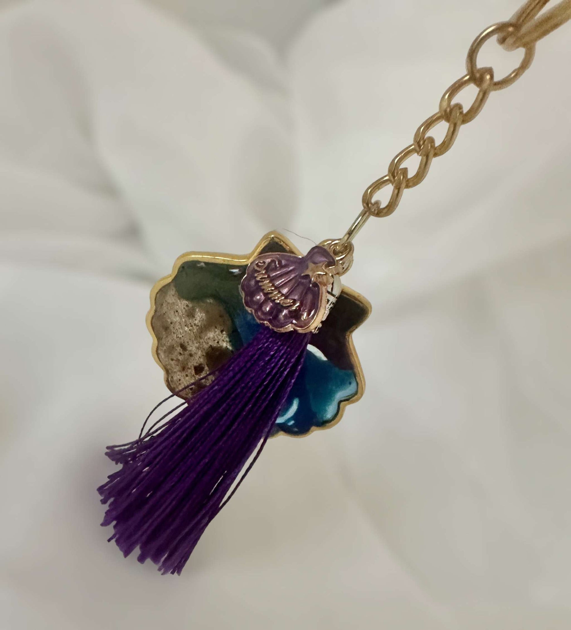 Ocean-Inspired Resin Keychain: Carry a Piece of the Sea with You