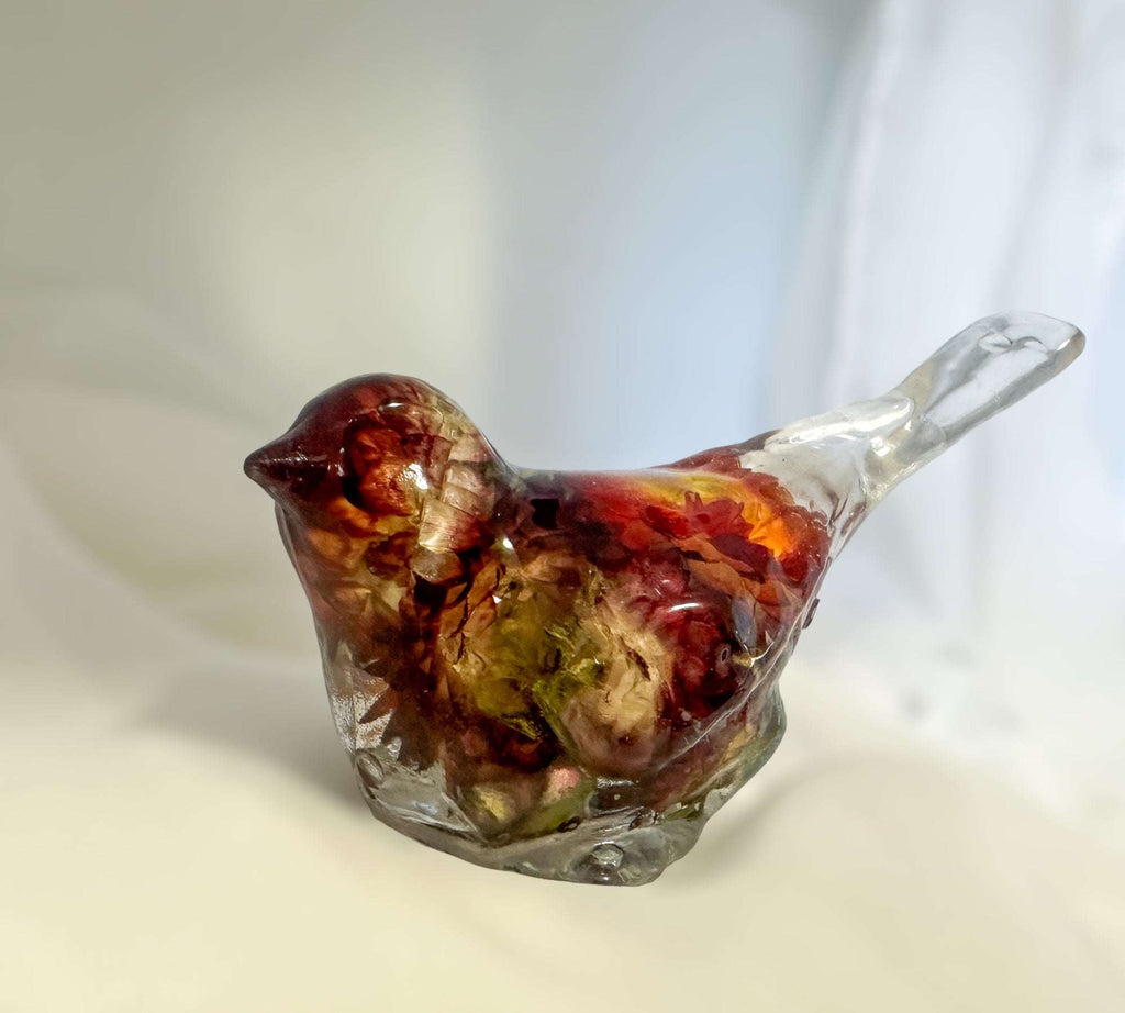 Fleurs en vol : oiseau en résine avec de vraies fleurs de paille séchées – Décoration fantaisiste