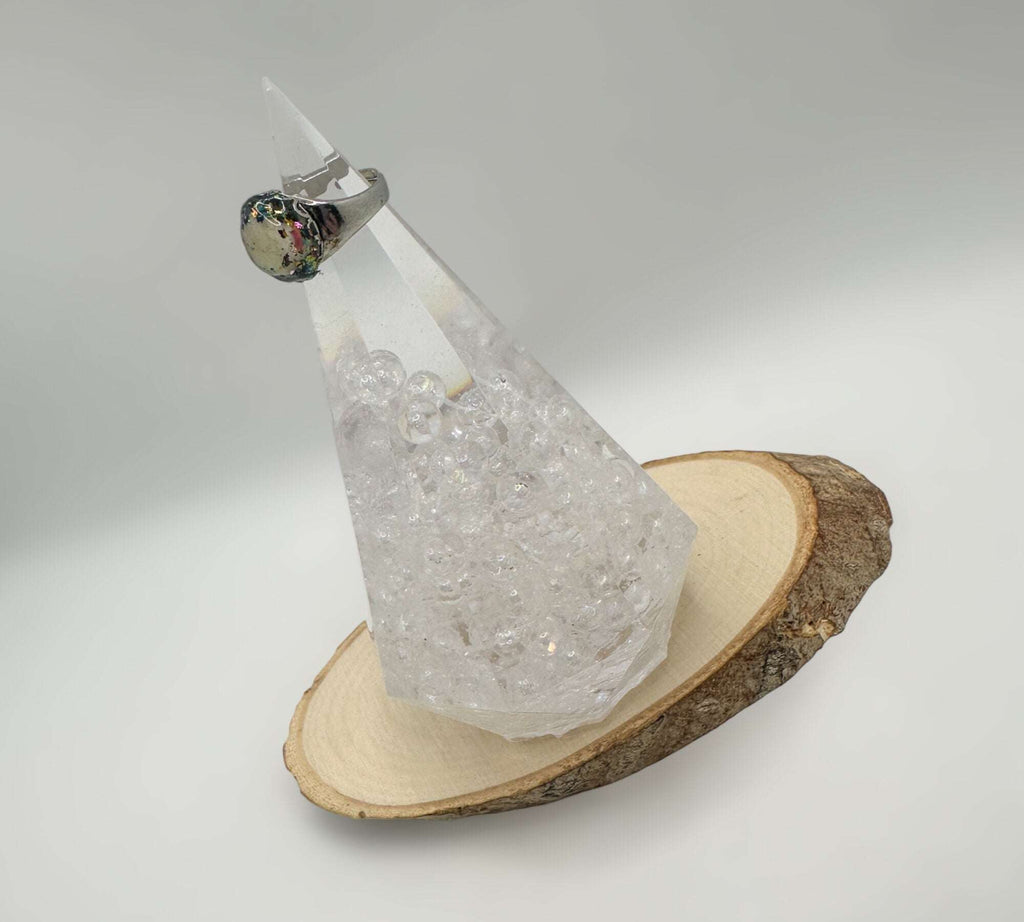 Floral & Pearls Ring Holder - Handmade Resin Holder & Bonus Tray