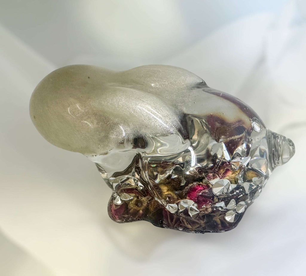 Boutons de rose et diamants : lapin en résine, décoration d'intérieur fantaisiste