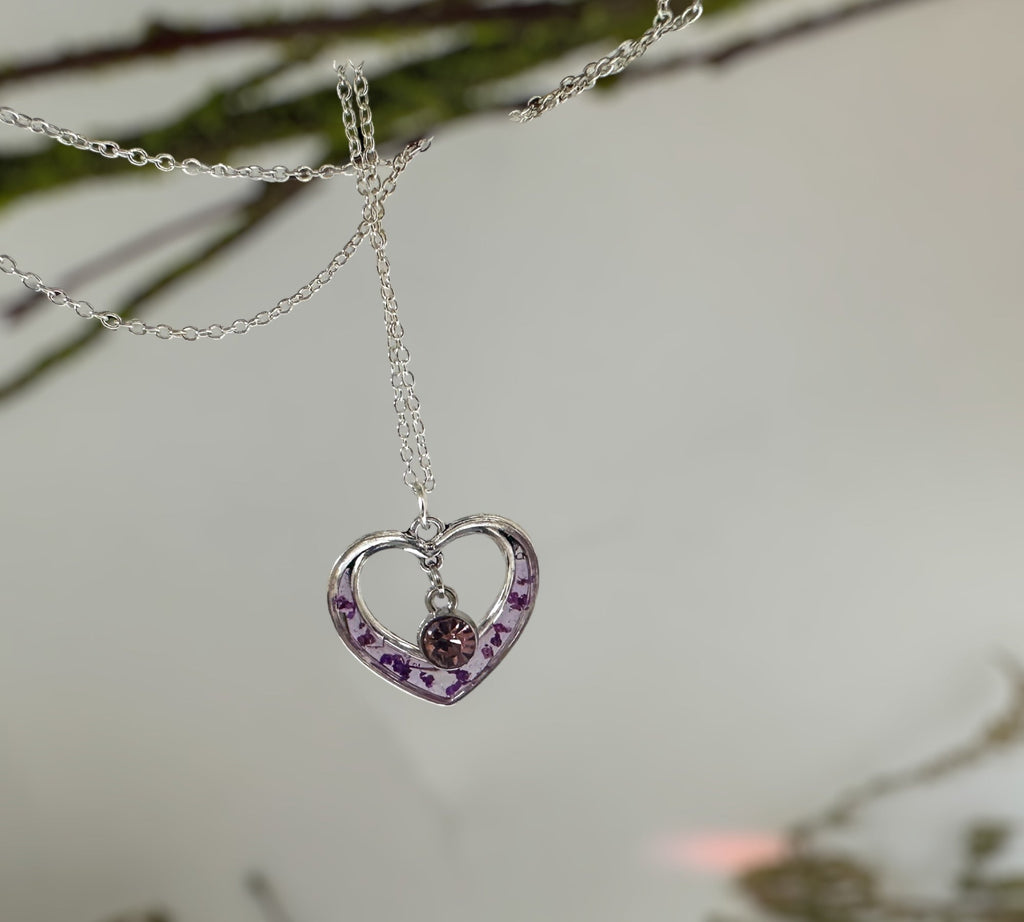 Blooming Hearts: Pressed Flower Red & Purple Petal Heart Pendant
