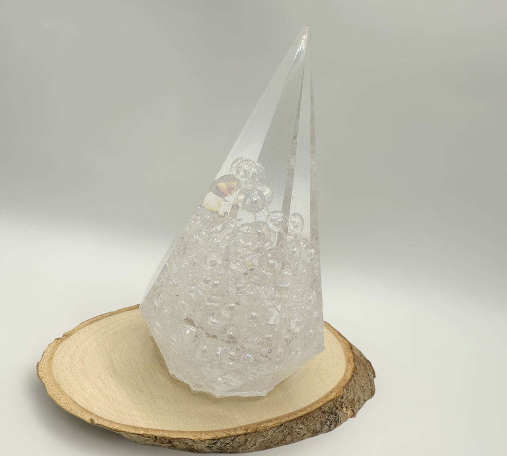 Floral & Pearls Ring Holder - Handmade Resin Holder & Bonus Tray