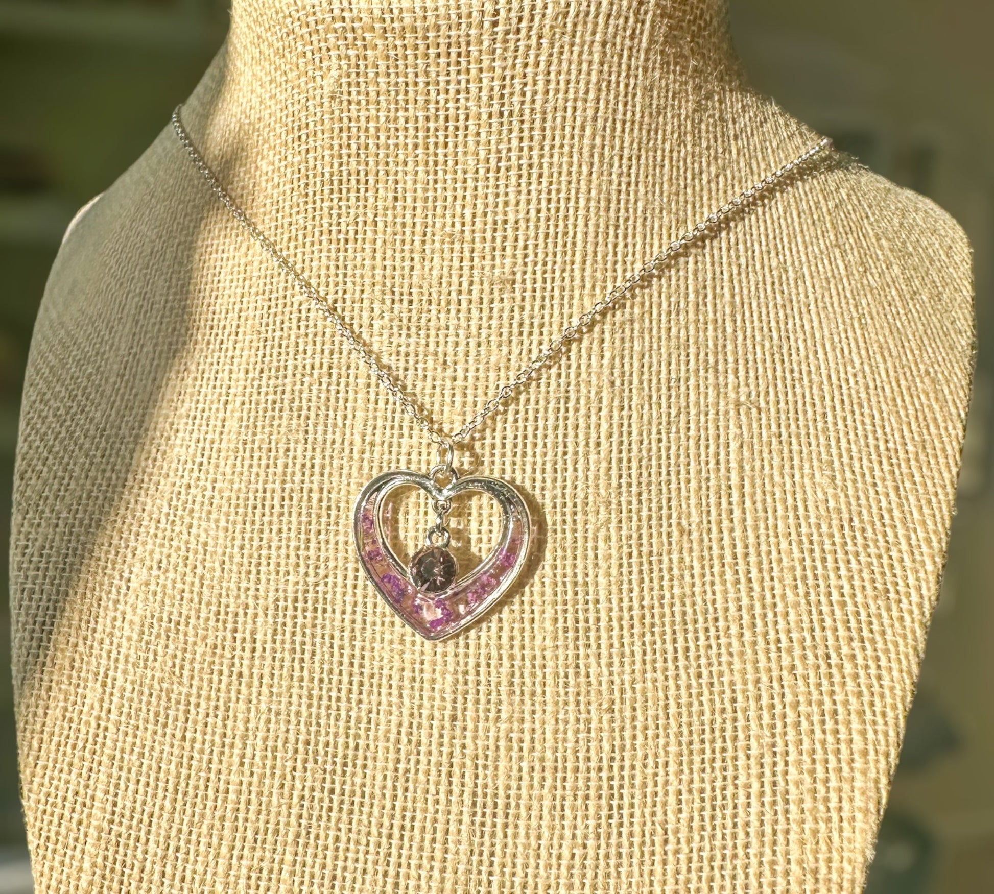 Blooming Hearts: Pressed Flower Red & Purple Petal Heart Pendant