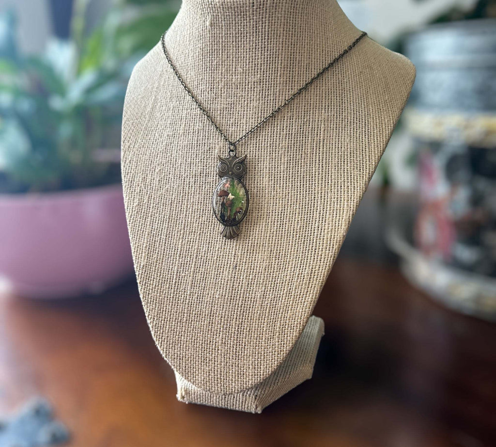 Enchanting Owl Mushroom Forest Pendant - Dried Ferns and Mushrooms