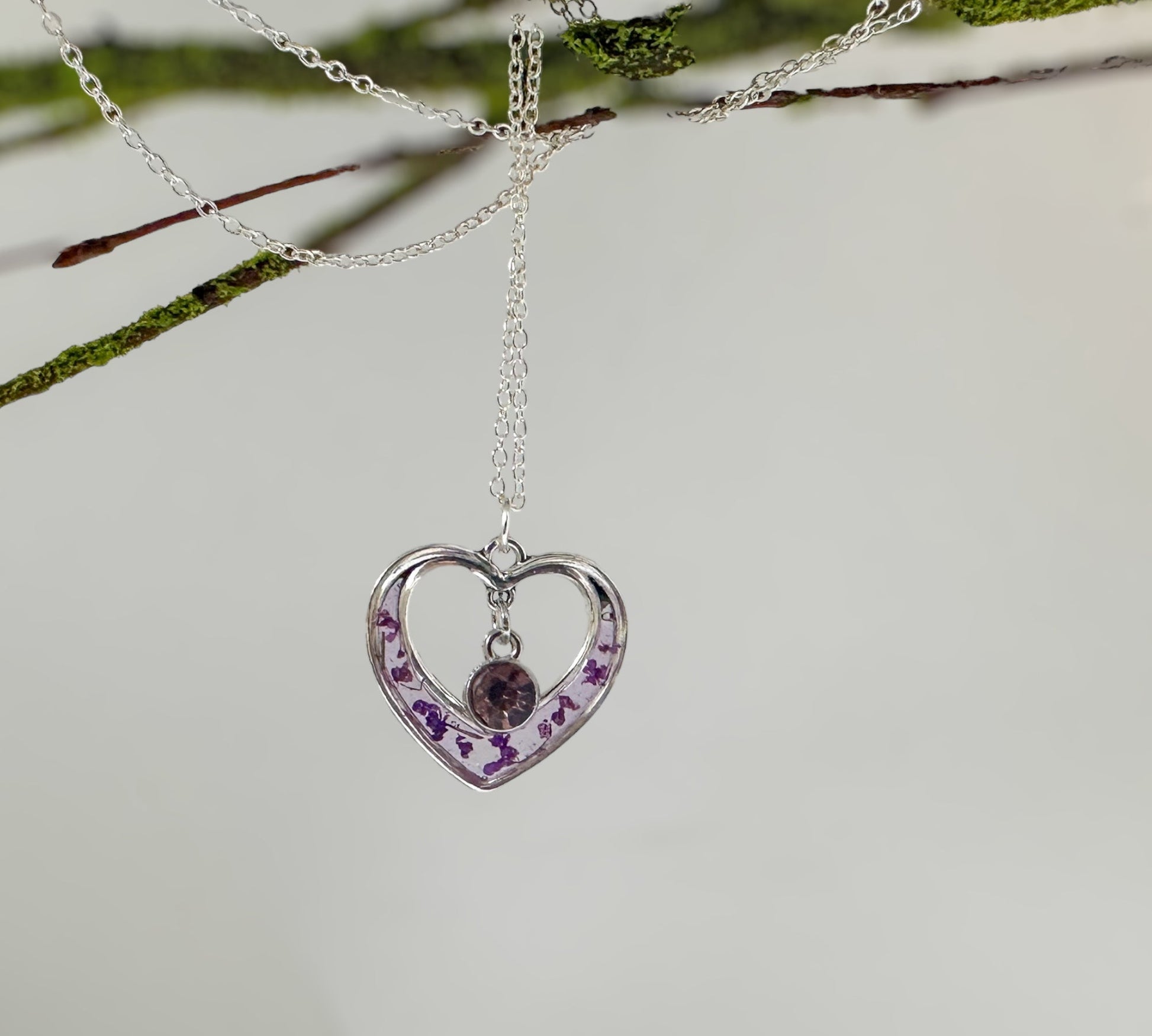 Blooming Hearts: Pressed Flower Red & Purple Petal Heart Pendant