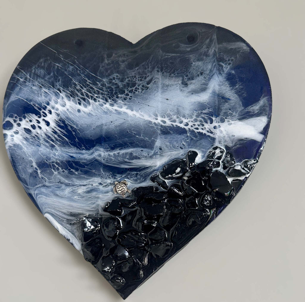 Cœur en résine époxy Ocean Black Seas – Série Love of the Dark Seas
