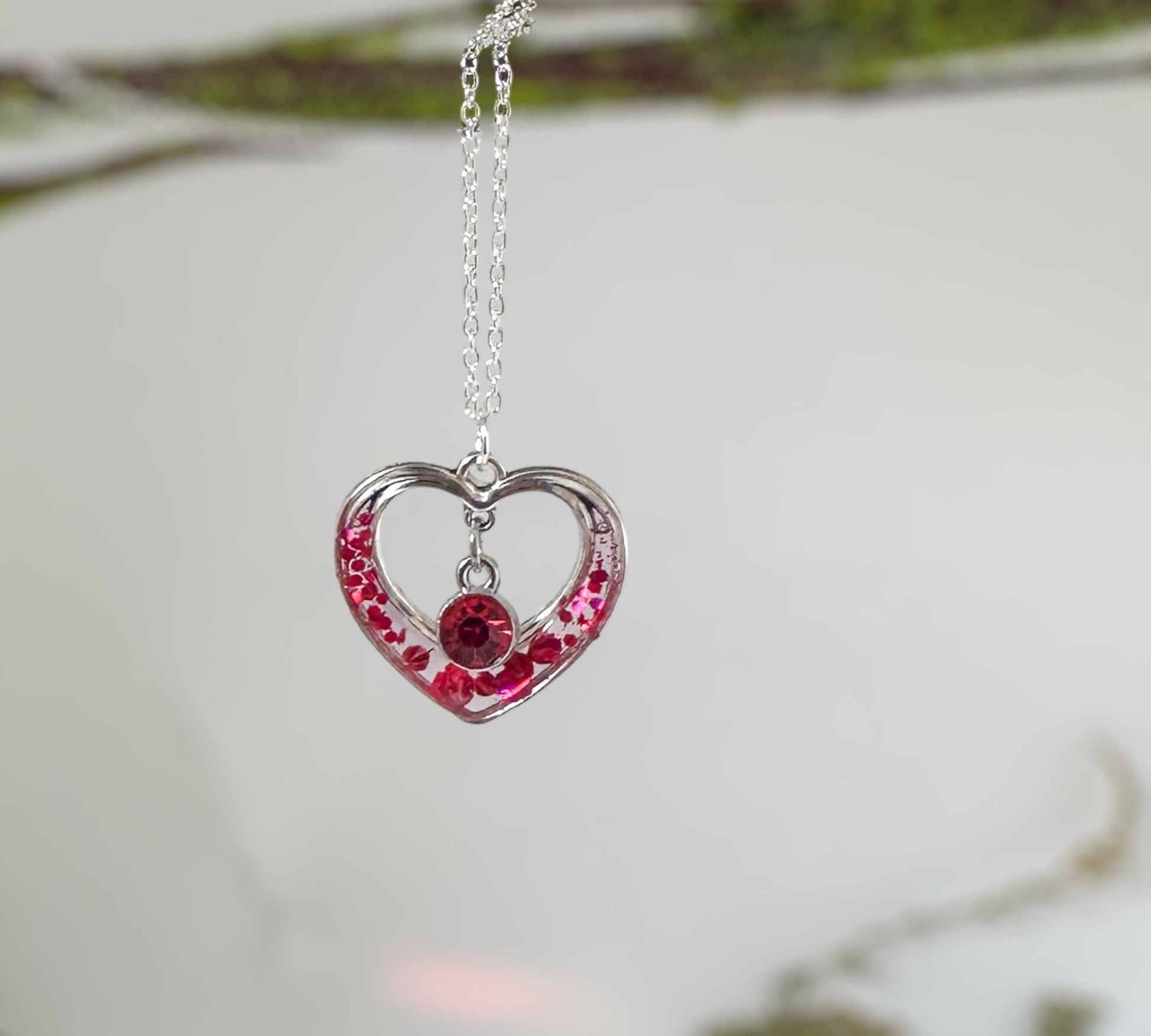 Blooming Hearts: Pressed Flower Red & Purple Petal Heart Pendant