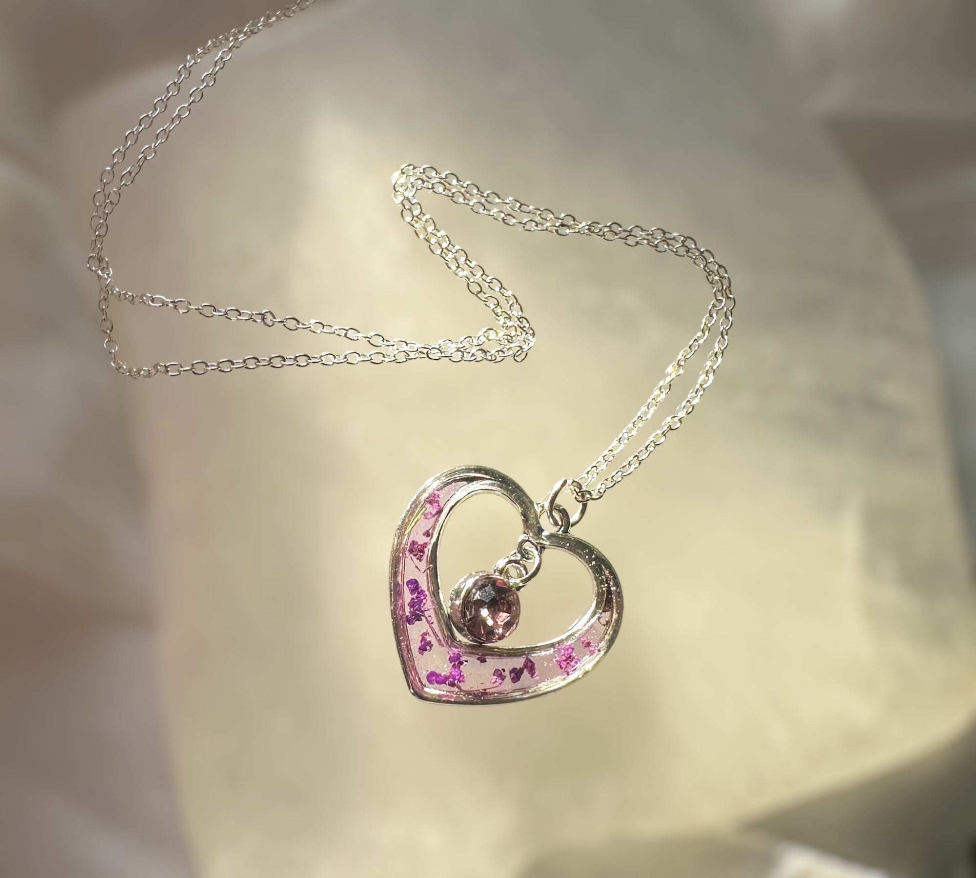 Blooming Hearts: Pressed Flower Red & Purple Petal Heart Pendant
