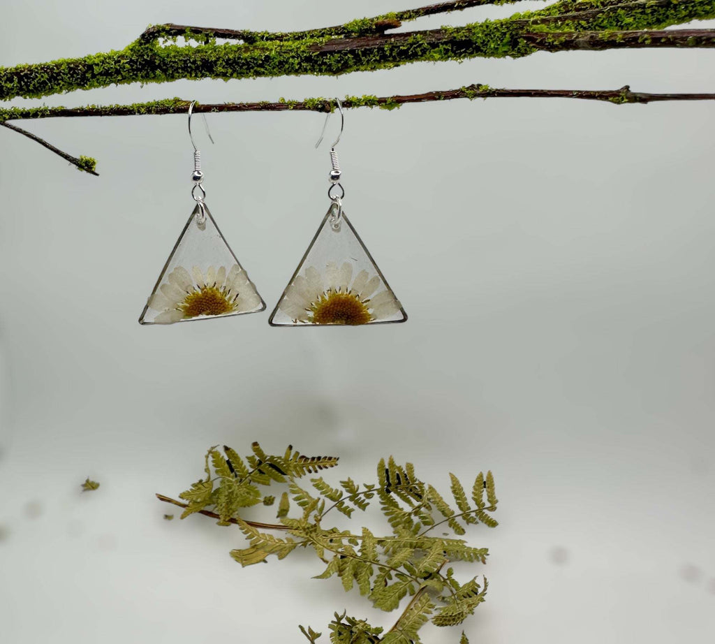 Daisy Charm - Handmade Pressed Flower Petal Resin Earrings
