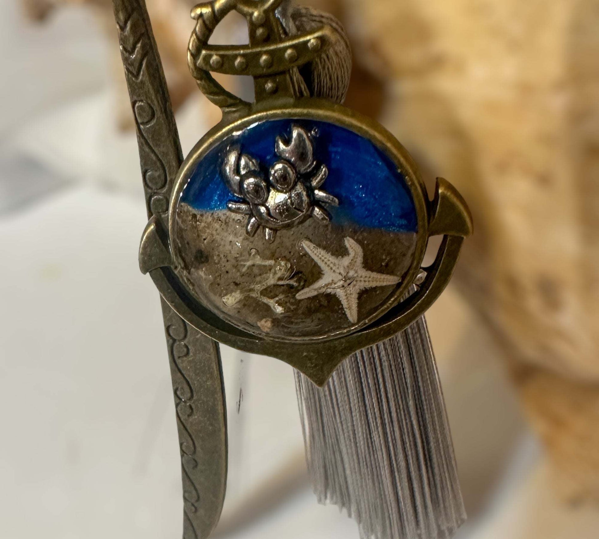 Oceanic Treasures: Handcrafted Resin Bookmarks with Real Sand & Seashells