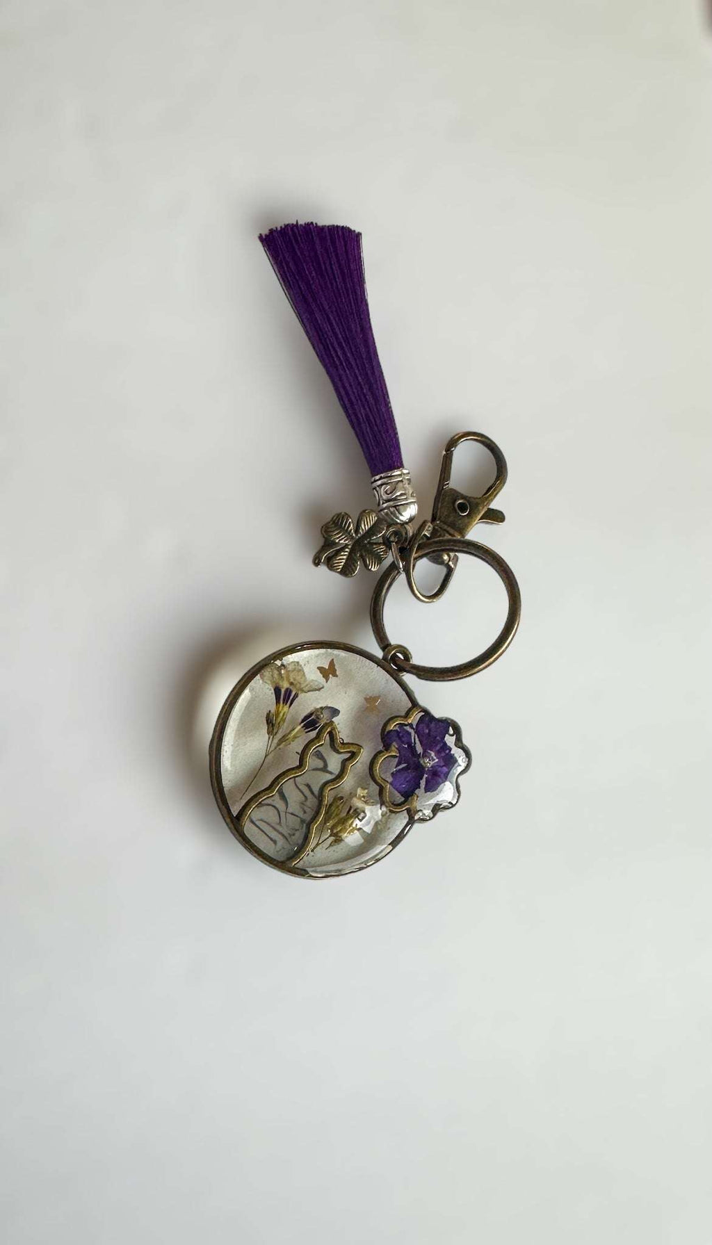 Cat Silhouette Keychains with Real Pressed Flowers Cat Lover Accessory