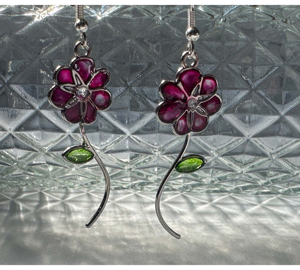 Handmade Quartz Blossom Resin Earrings - Bloom with Nature's Energy