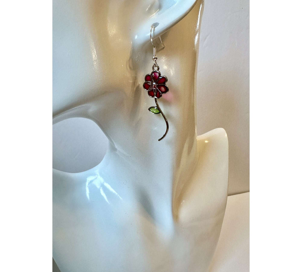 Handmade Quartz Blossom Resin Earrings - Bloom with Nature's Energy