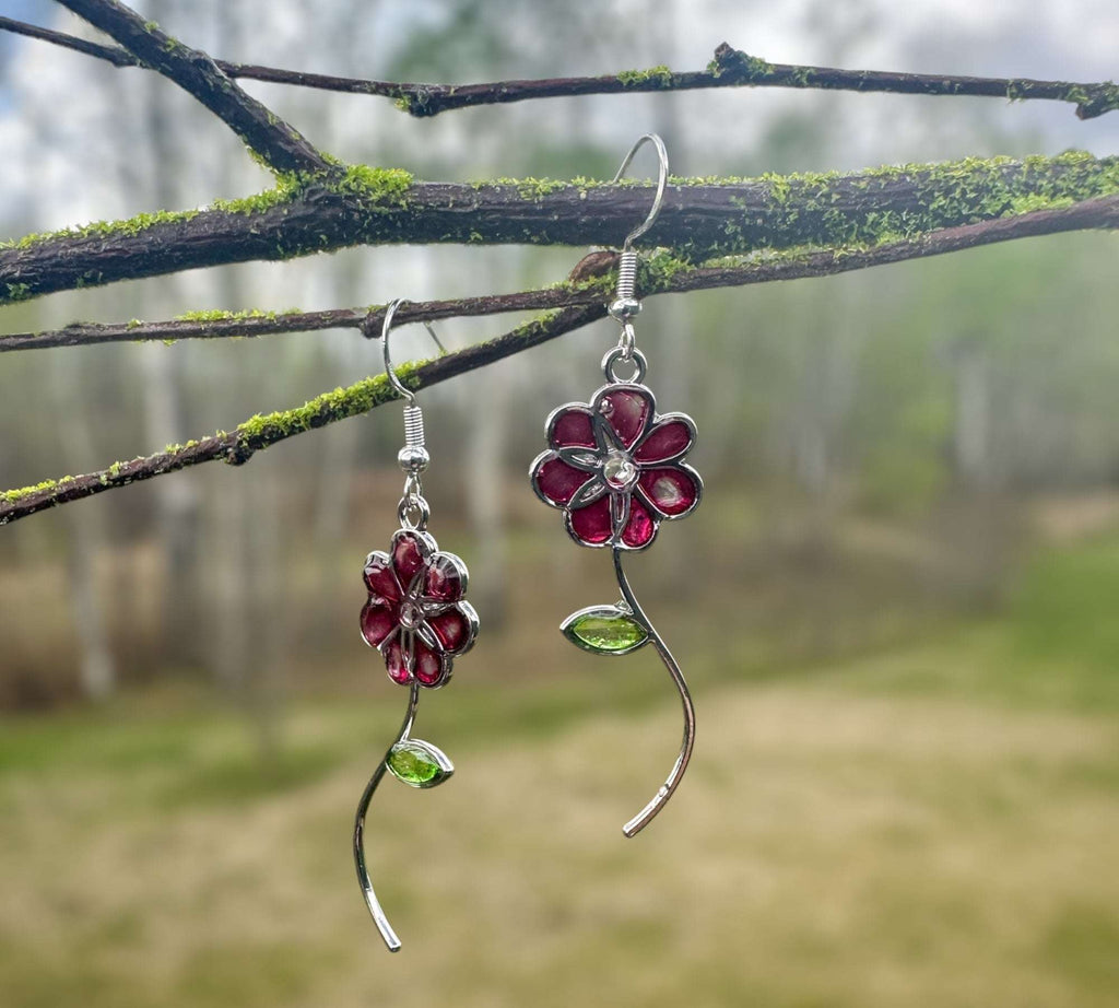 Handmade Quartz Blossom Resin Earrings - Bloom with Nature's Energy